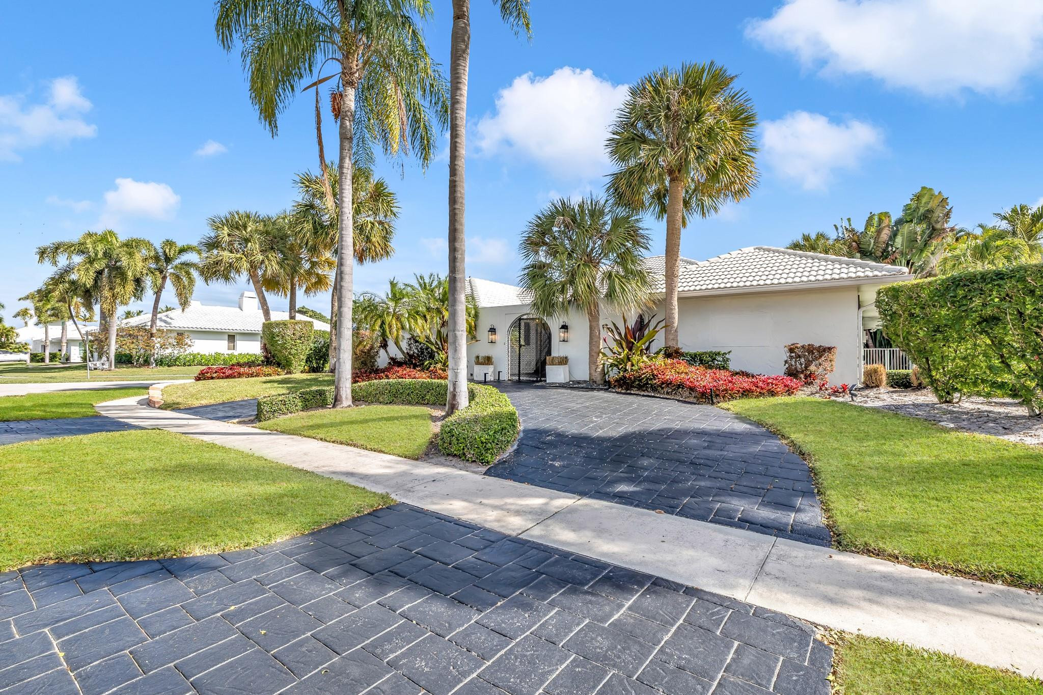 1080 Walnut, Boca Raton FL 33486