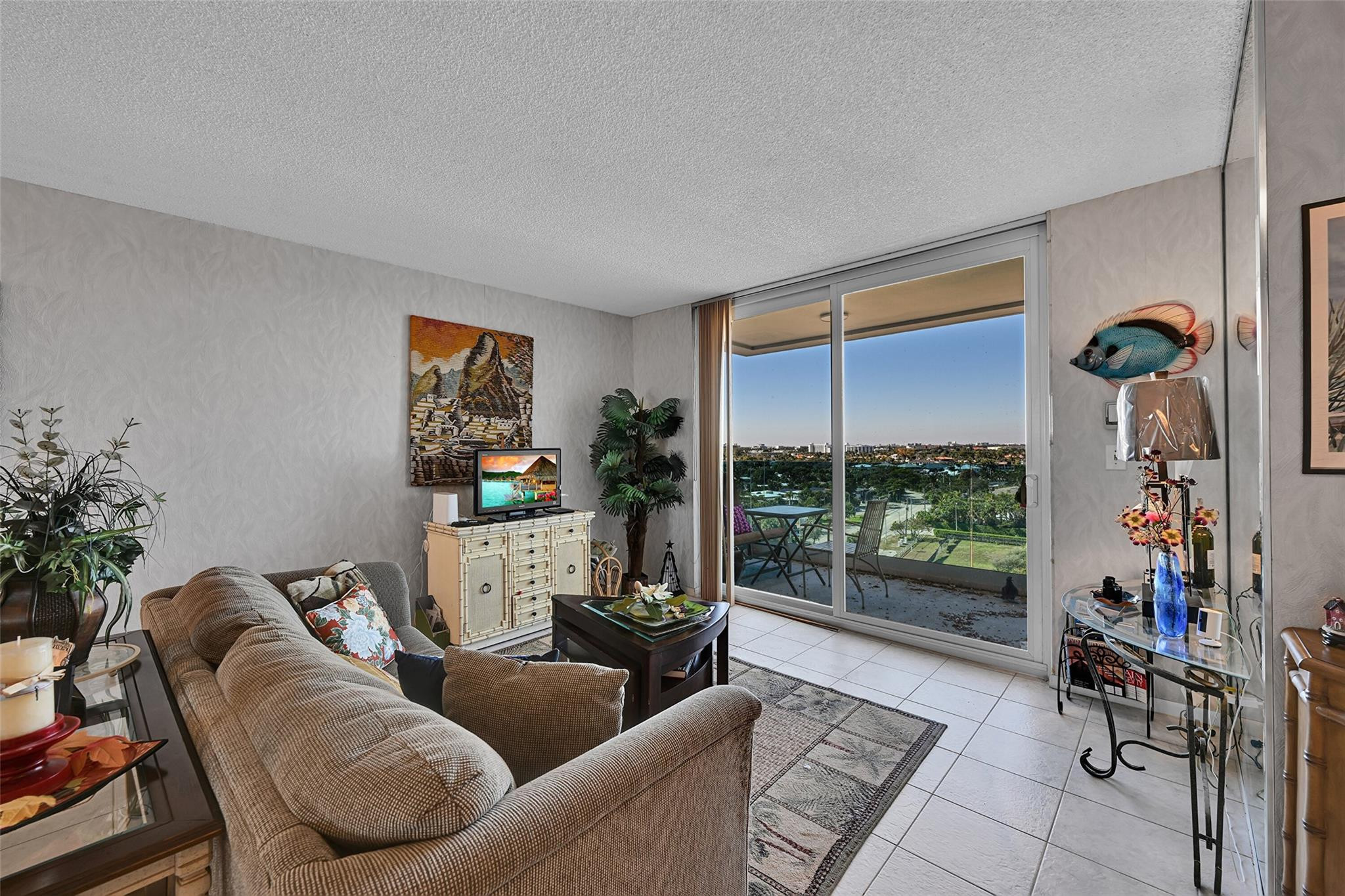 2639 N Riverside #1005, Pompano Beach FL 33062
