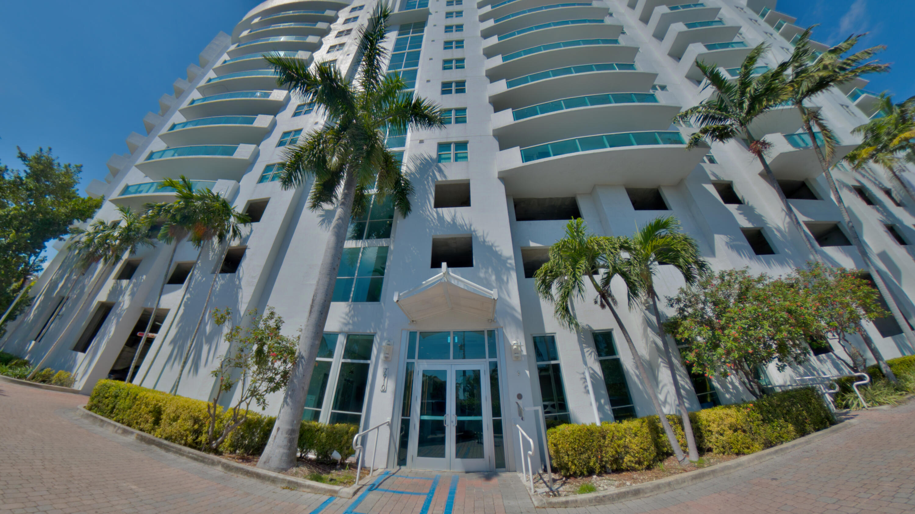 7910 Harbor Island #805, North Bay Village FL 33141