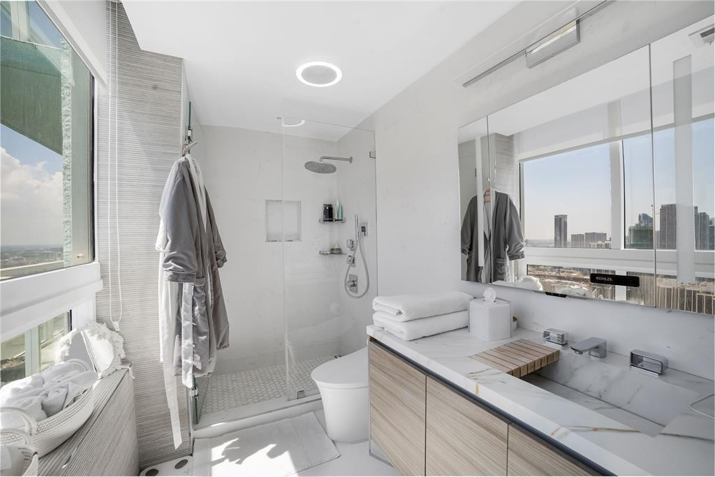 1900 N Bayshore #4411, Miami FL 33132