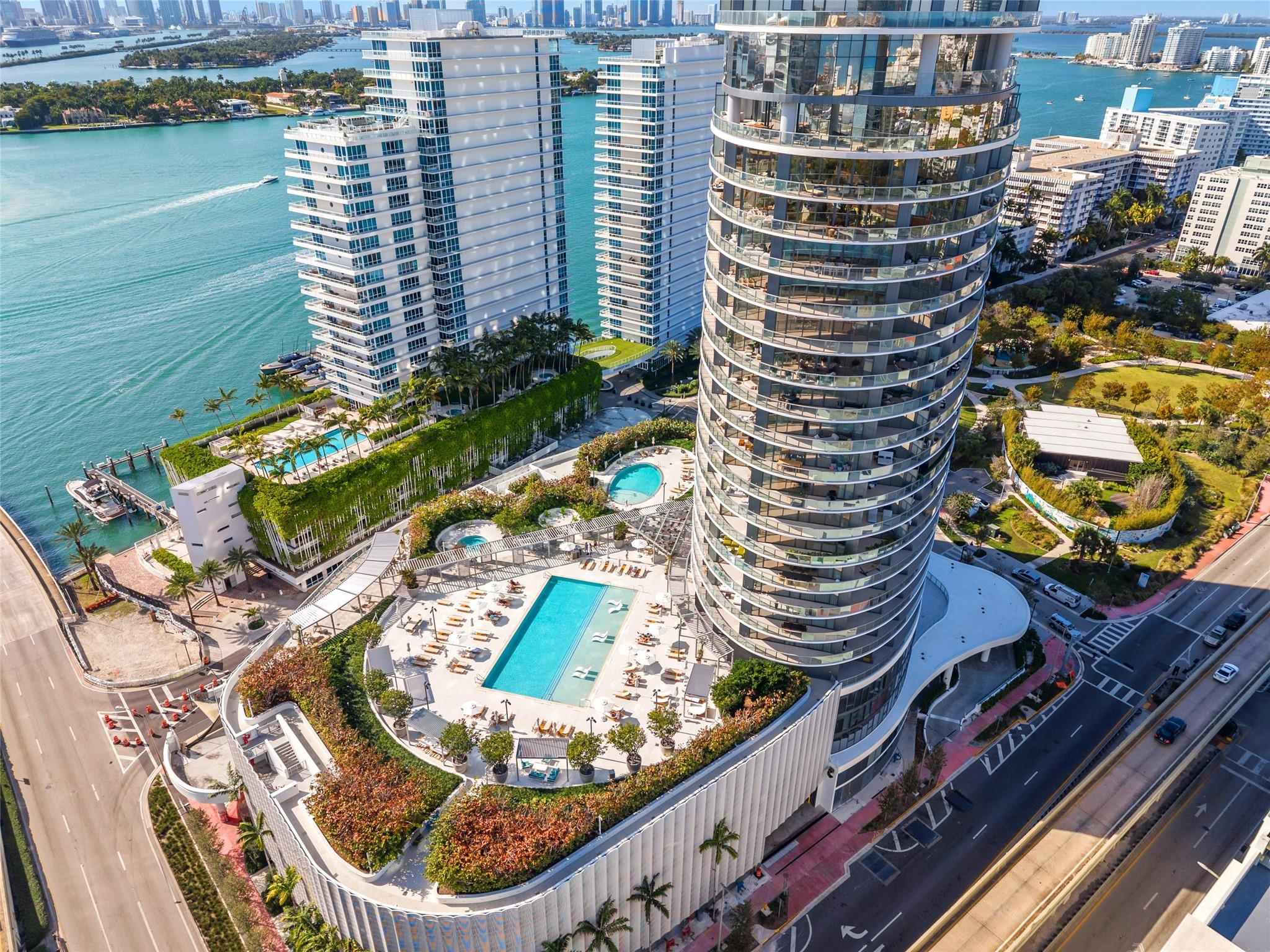 500 Alton #1006, Miami Beach FL 33139
