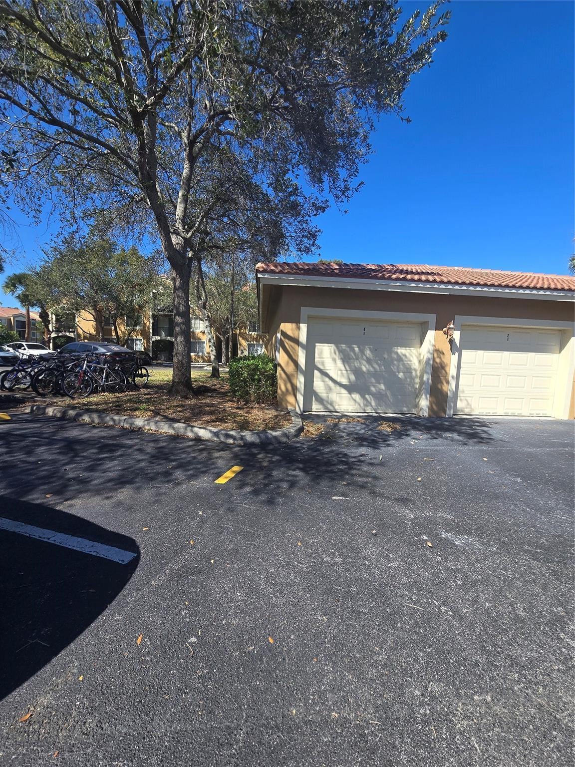 7970 N Nob Hill #205, Tamarac FL 33321