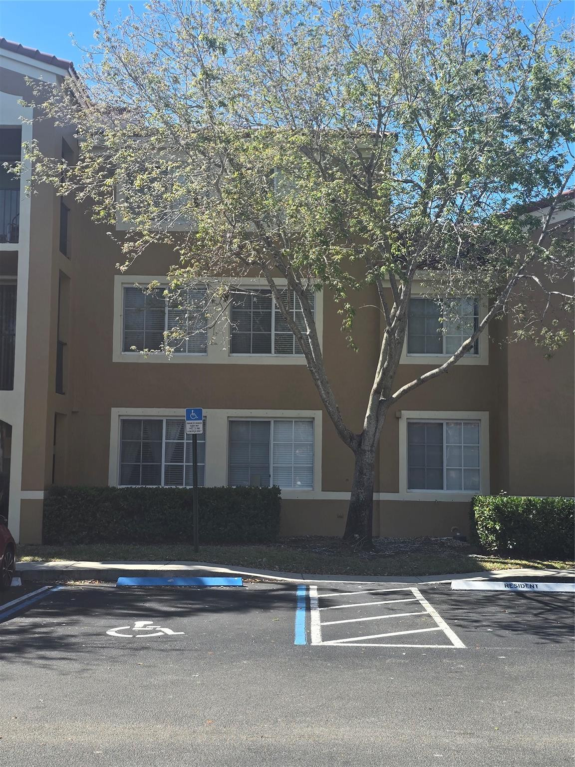 7970 N Nob Hill #205, Tamarac FL 33321