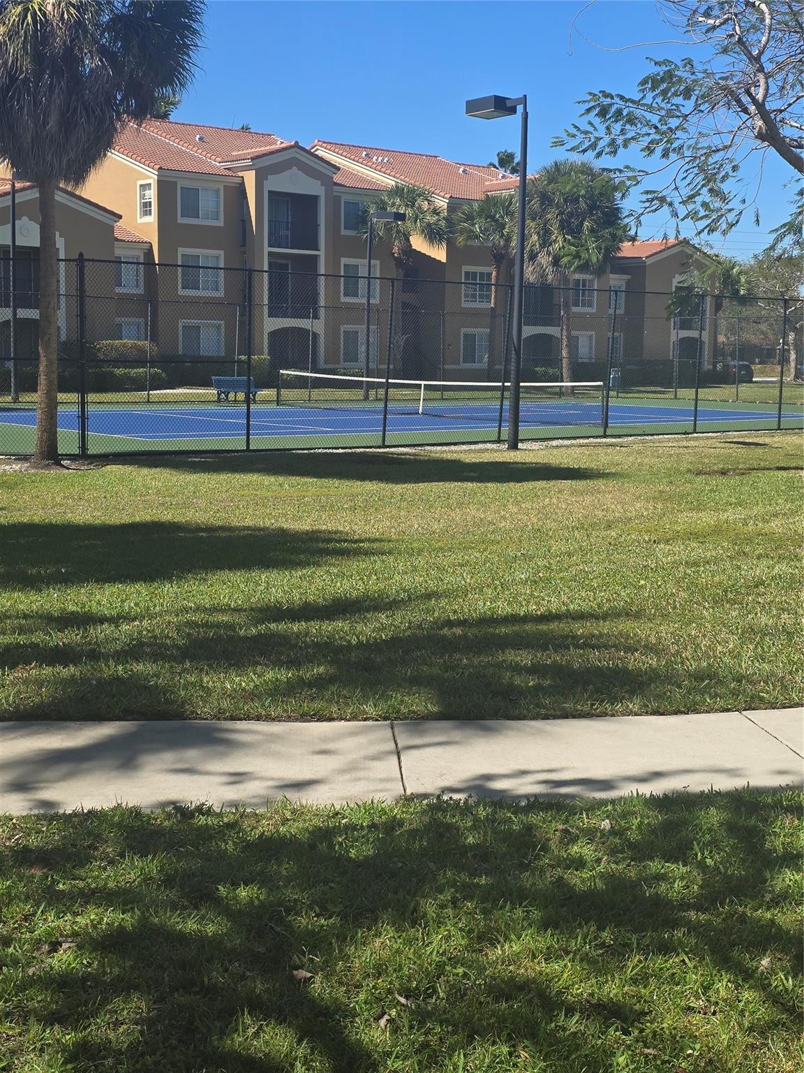 7970 N Nob Hill #205, Tamarac FL 33321