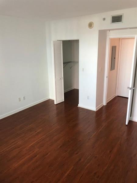 325 S Biscayne #3224, Miami FL 33131
