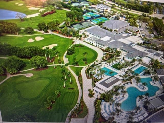 808 Bridgewood #808, Boca Raton FL 33434
