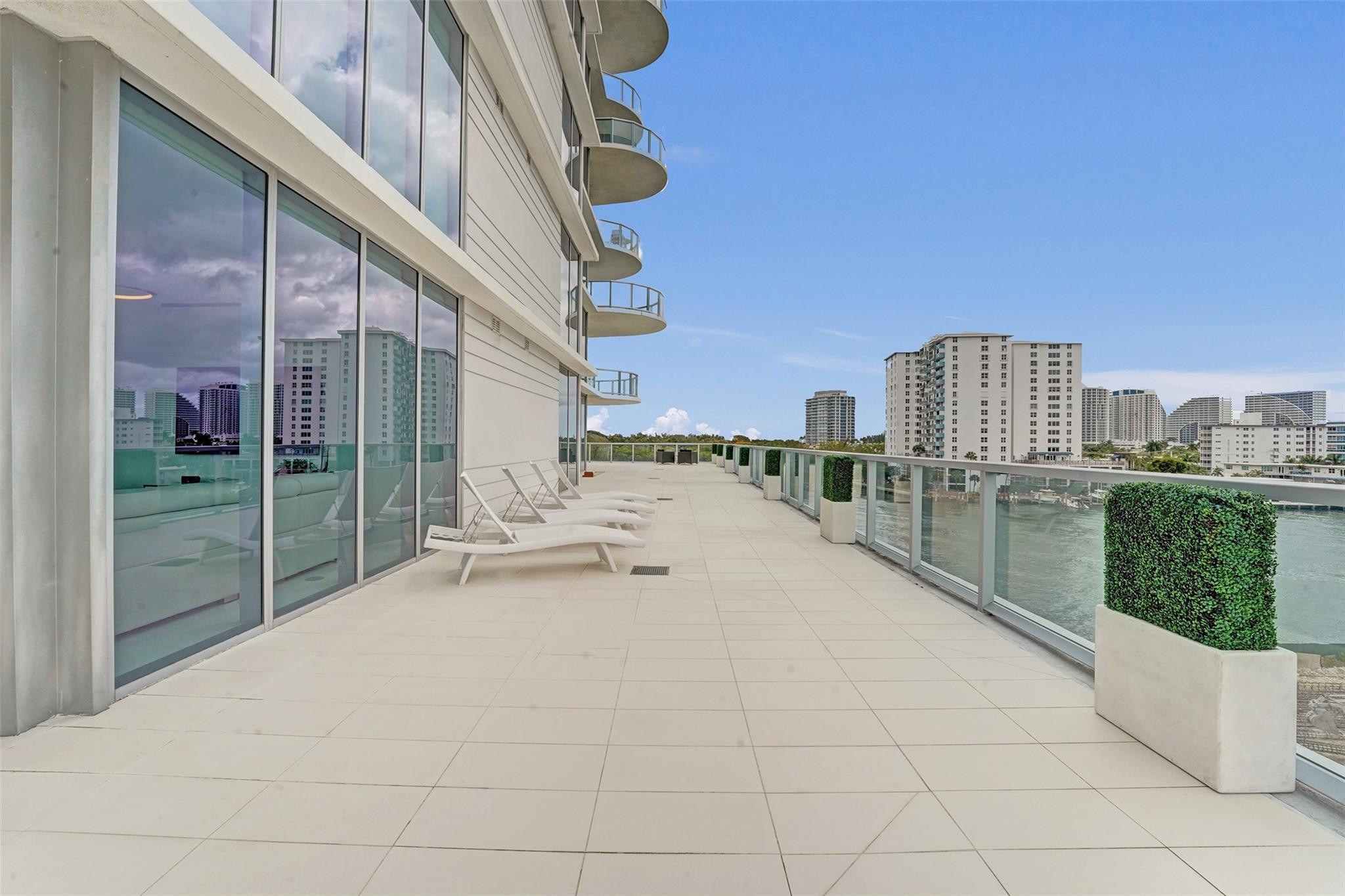 920 Intracoastal #503, Fort Lauderdale FL 33304