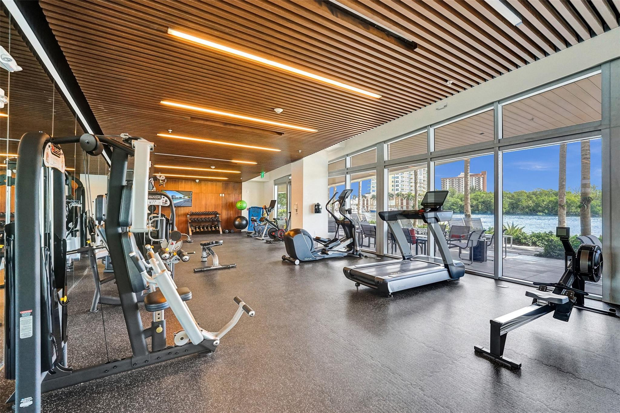 920 Intracoastal #503, Fort Lauderdale FL 33304