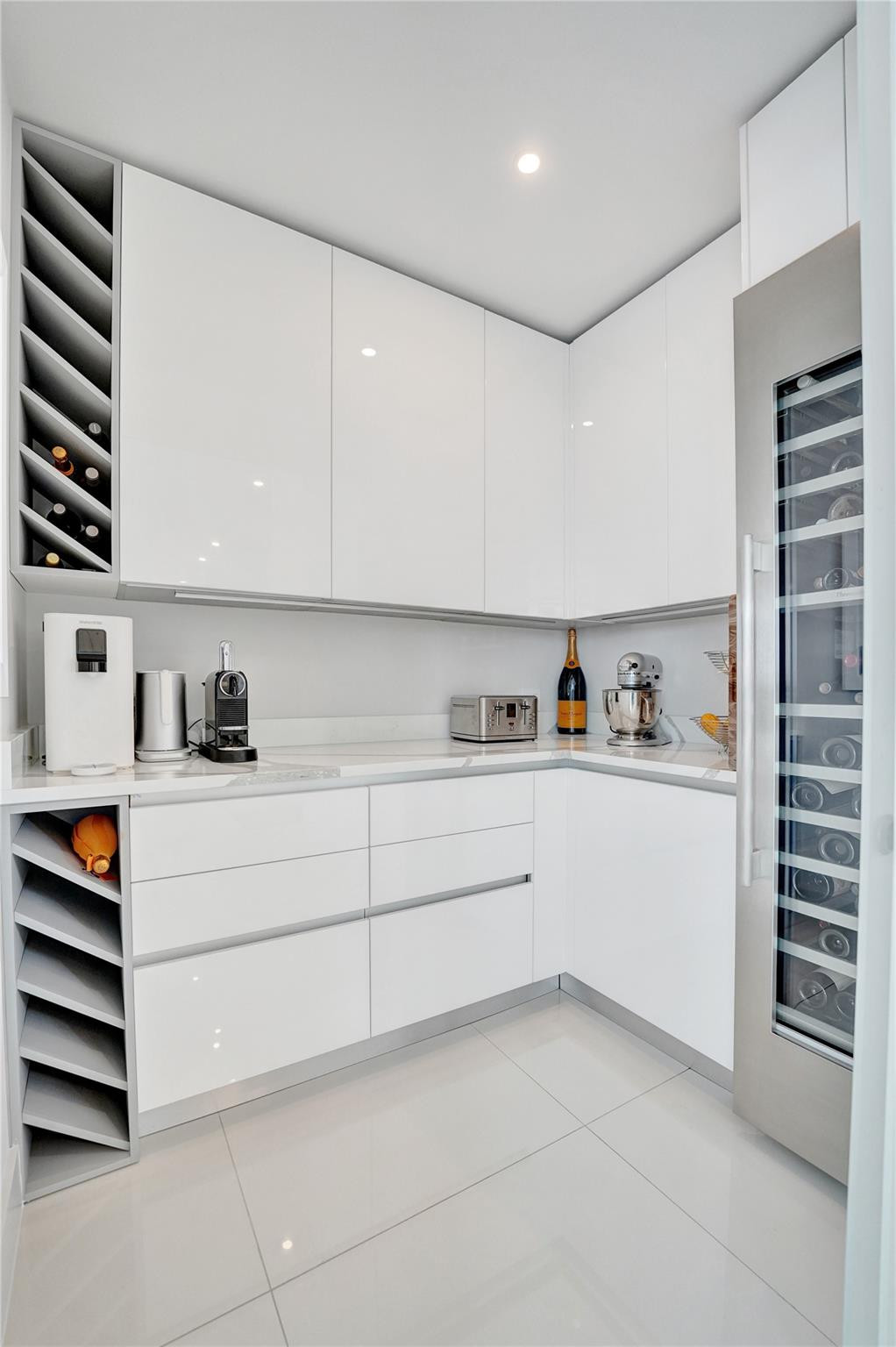 920 Intracoastal #503, Fort Lauderdale FL 33304