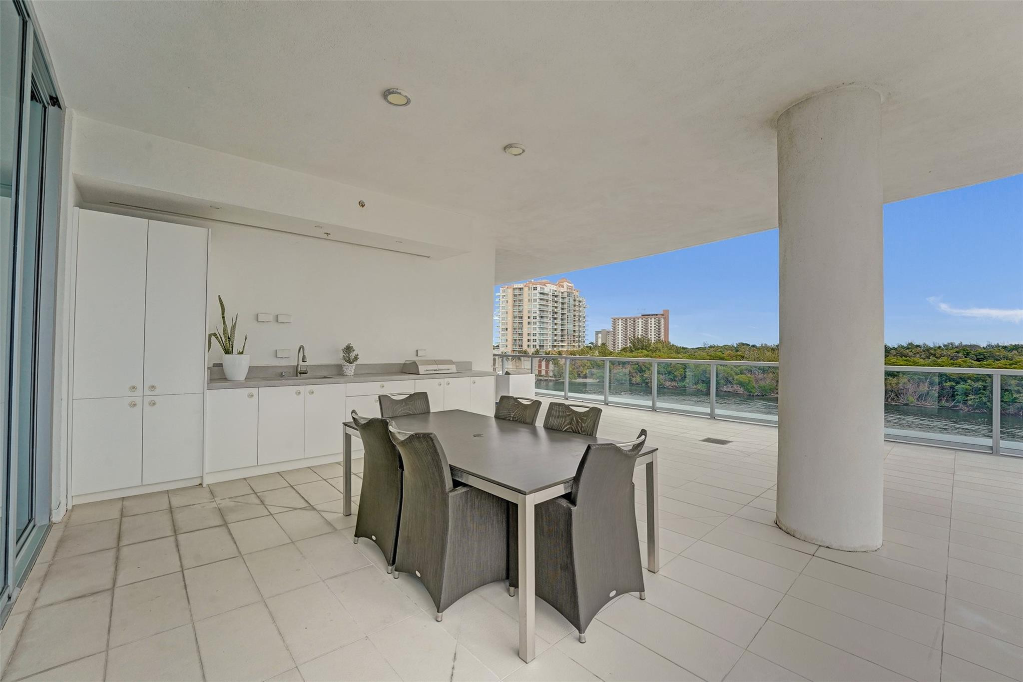 920 Intracoastal #503, Fort Lauderdale FL 33304