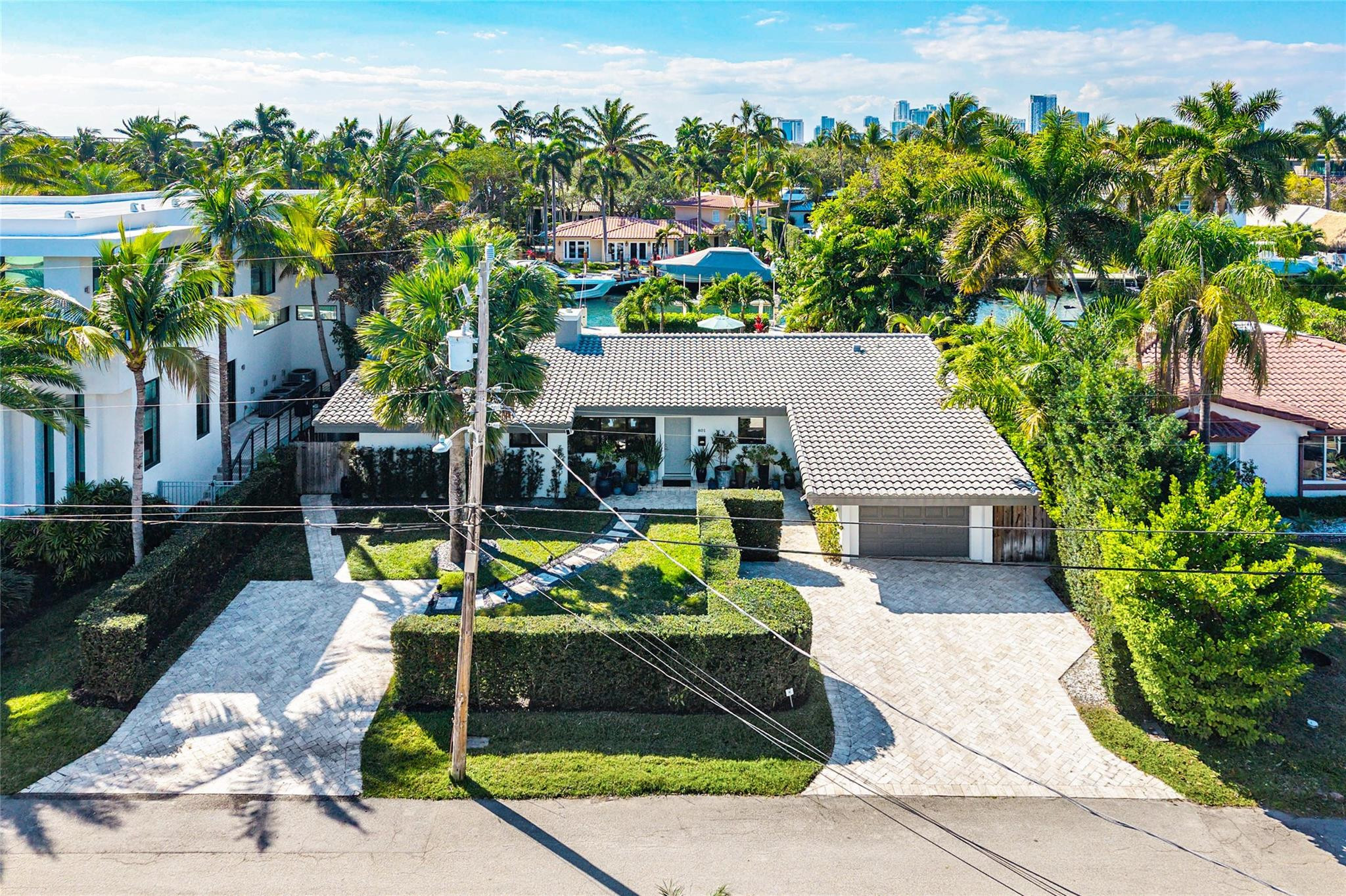 801 Solar Isle, Fort Lauderdale FL 33301