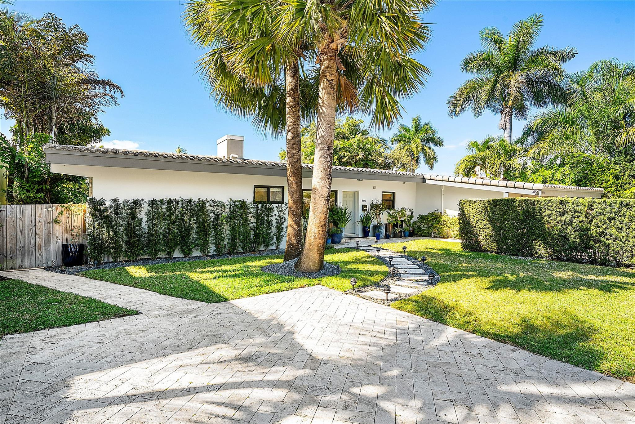801 Solar Isle, Fort Lauderdale FL 33301