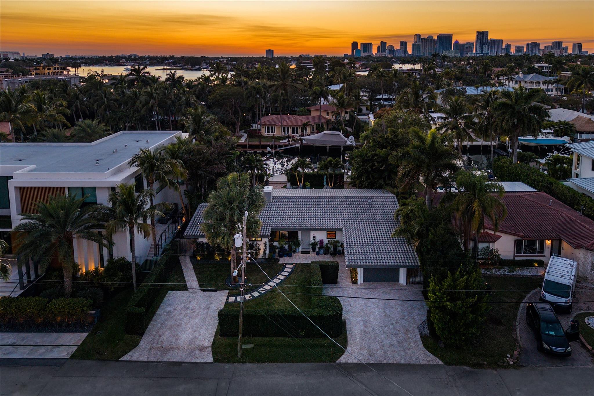 801 Solar Isle, Fort Lauderdale FL 33301