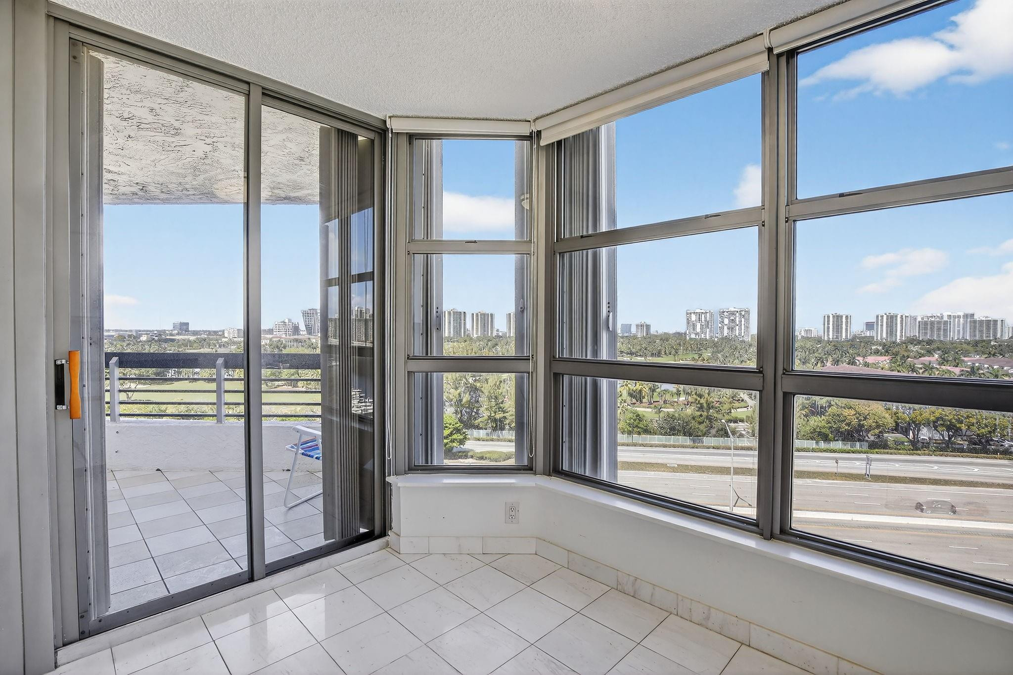 3400 NE 192nd #1008, Miami FL 33180