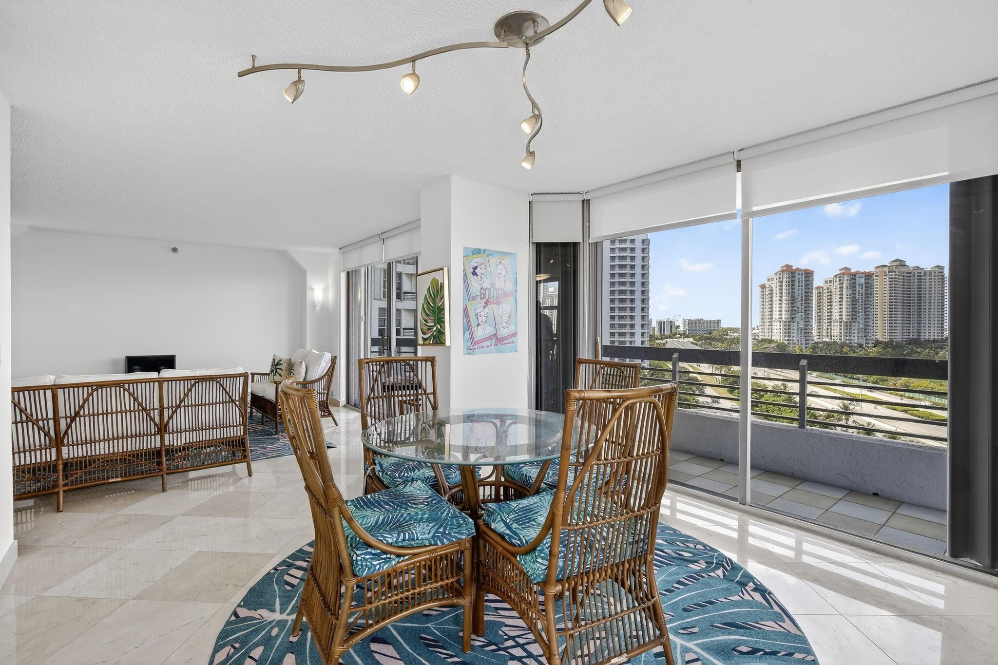 3400 NE 192nd #1008, Miami FL 33180