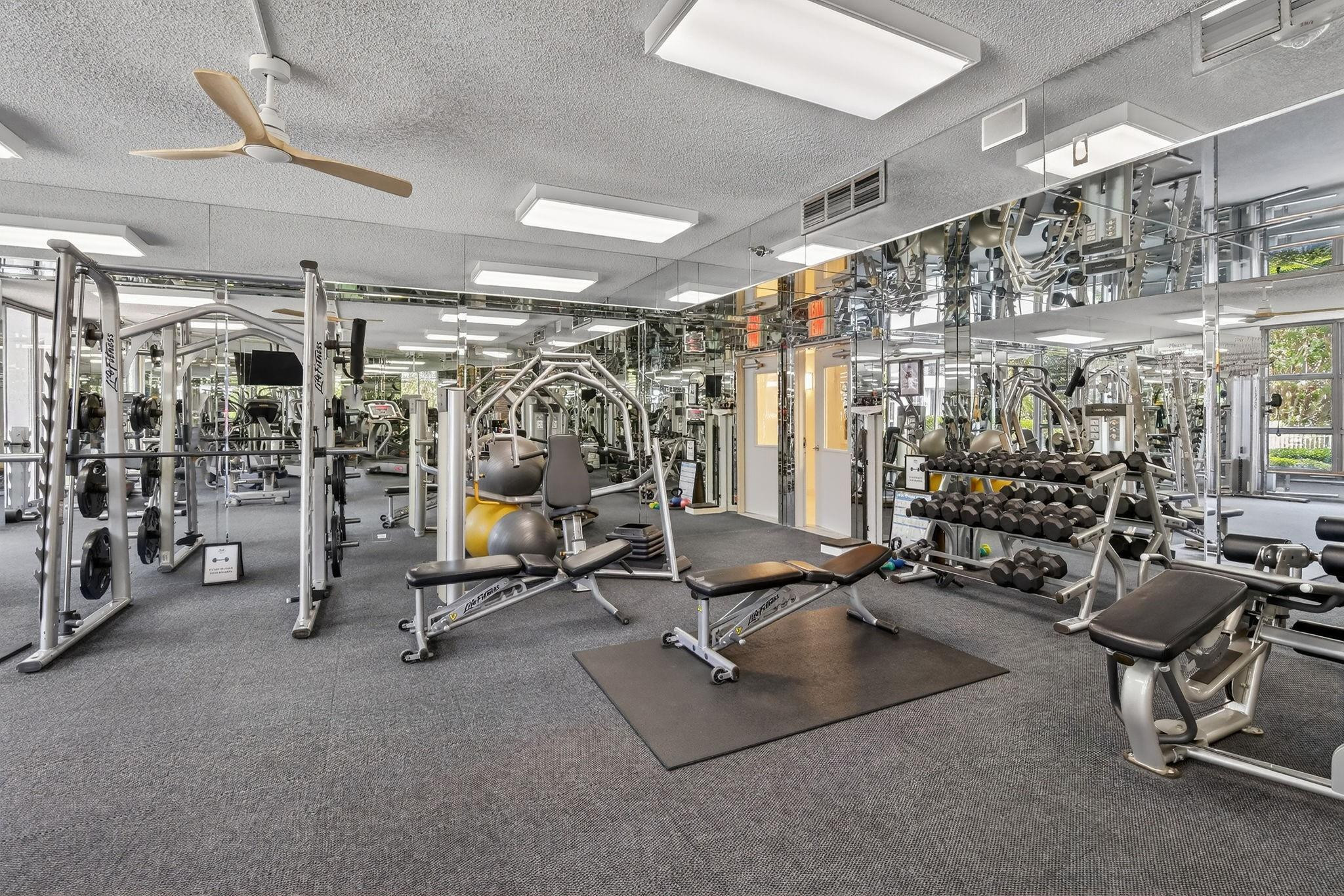 3400 NE 192nd #1008, Miami FL 33180