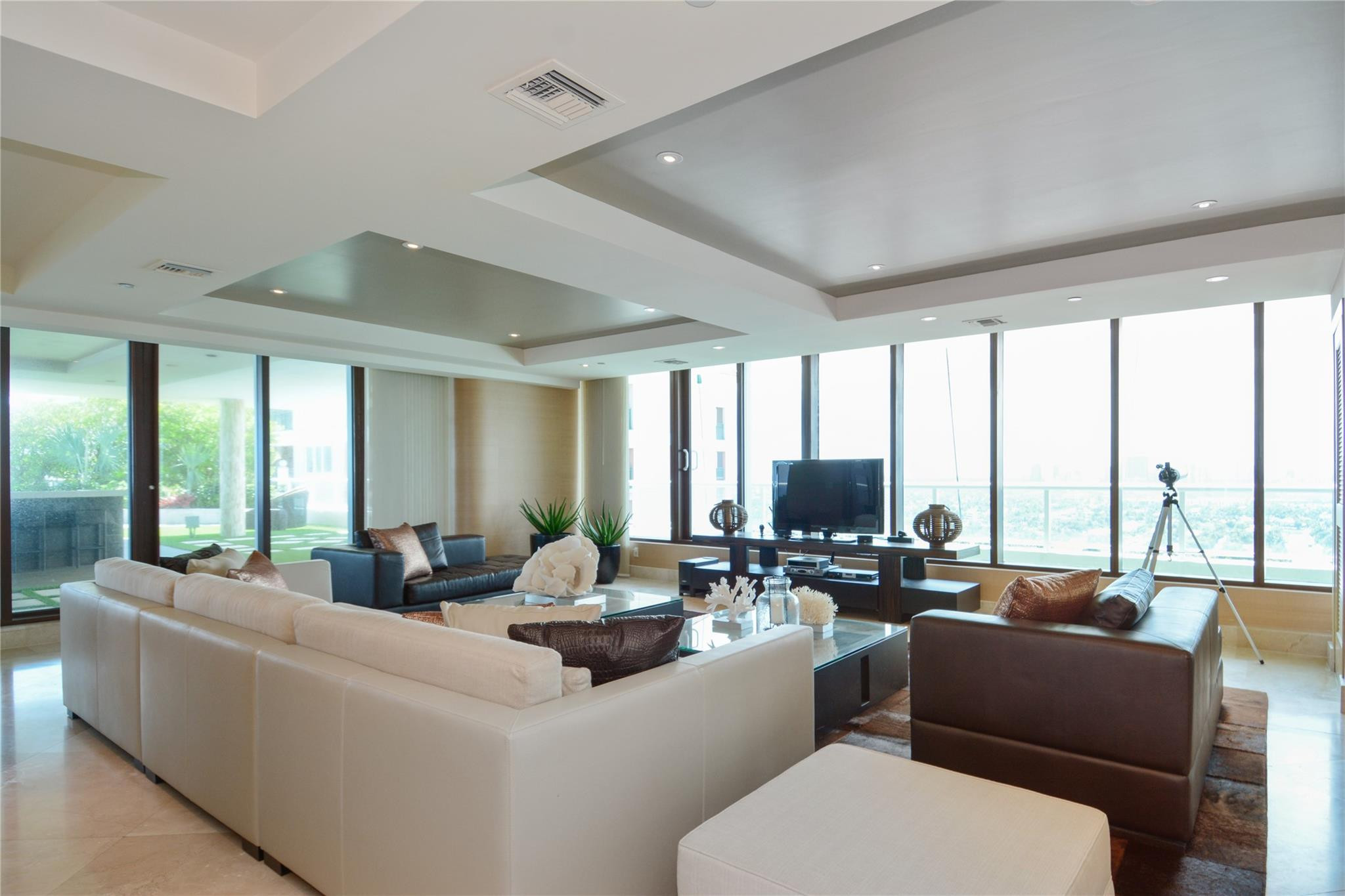 1 N Fort Lauderdale Beach #Lp 2302, Fort Lauderdale FL 33304