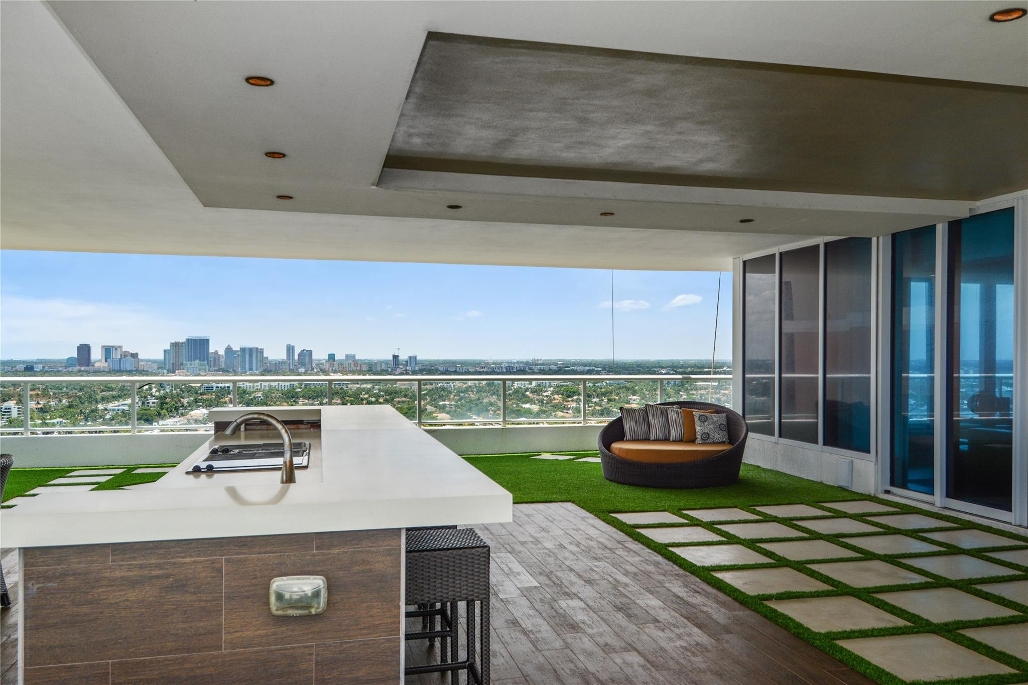 1 N Fort Lauderdale Beach #Lp 2302, Fort Lauderdale FL 33304