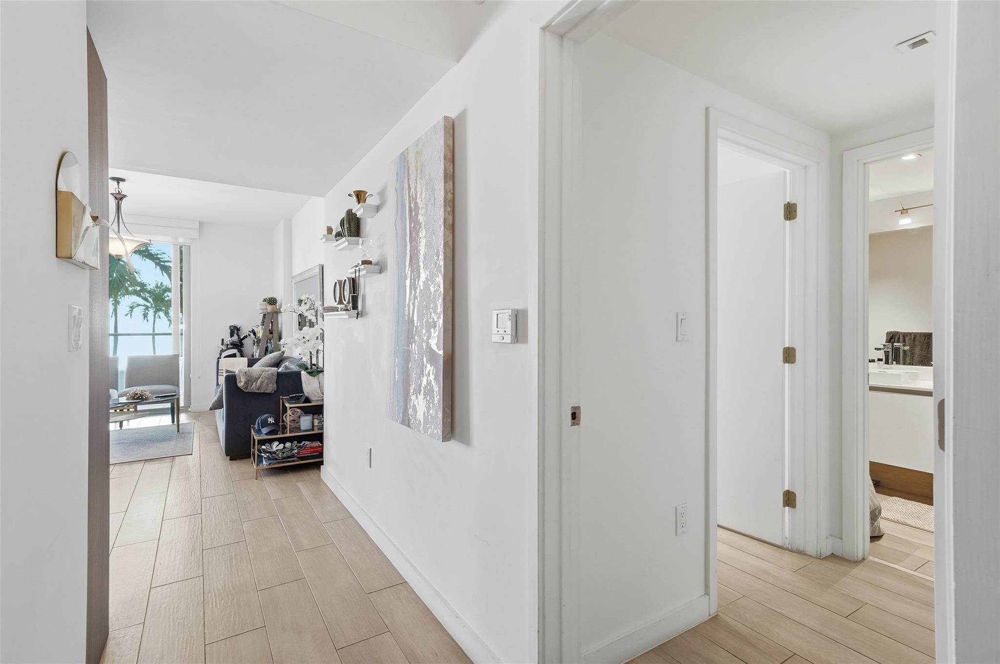 1600 SW 1st #510, Miami FL 33129