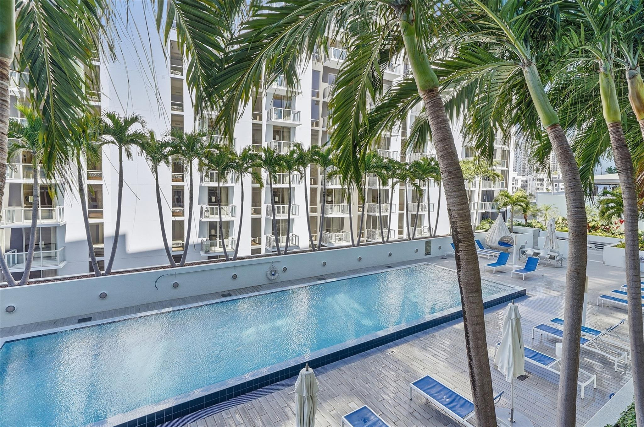 1600 SW 1st #510, Miami FL 33129