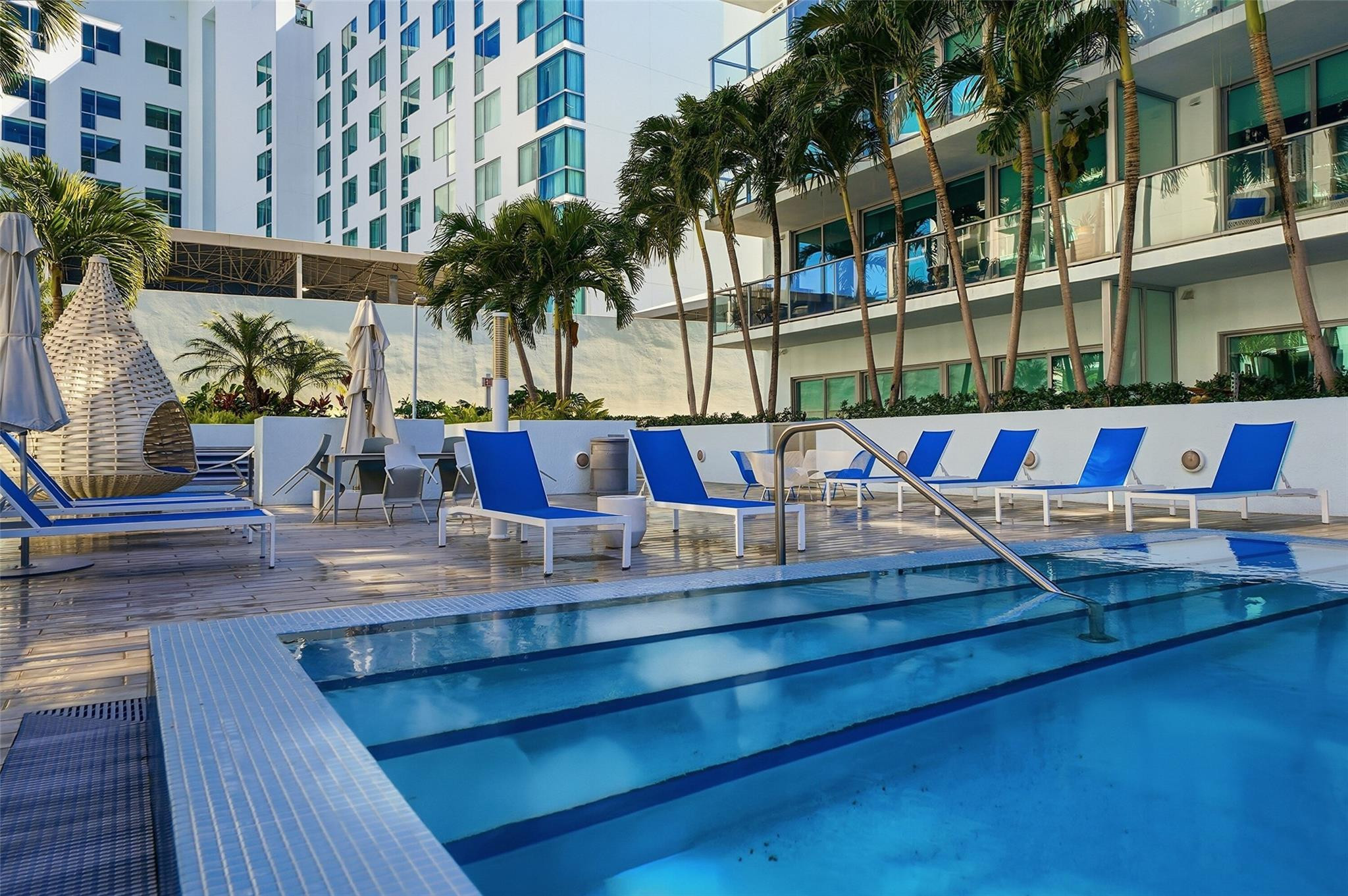 1600 SW 1st #510, Miami FL 33129