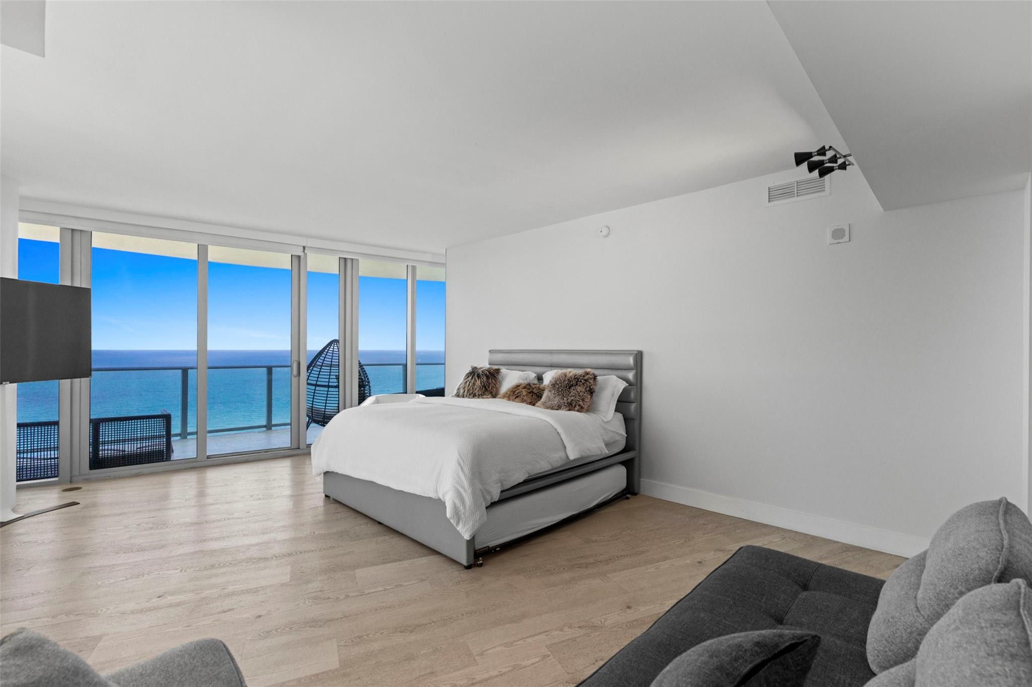 4111 S Ocean #3501,3502, Hollywood FL 33019
