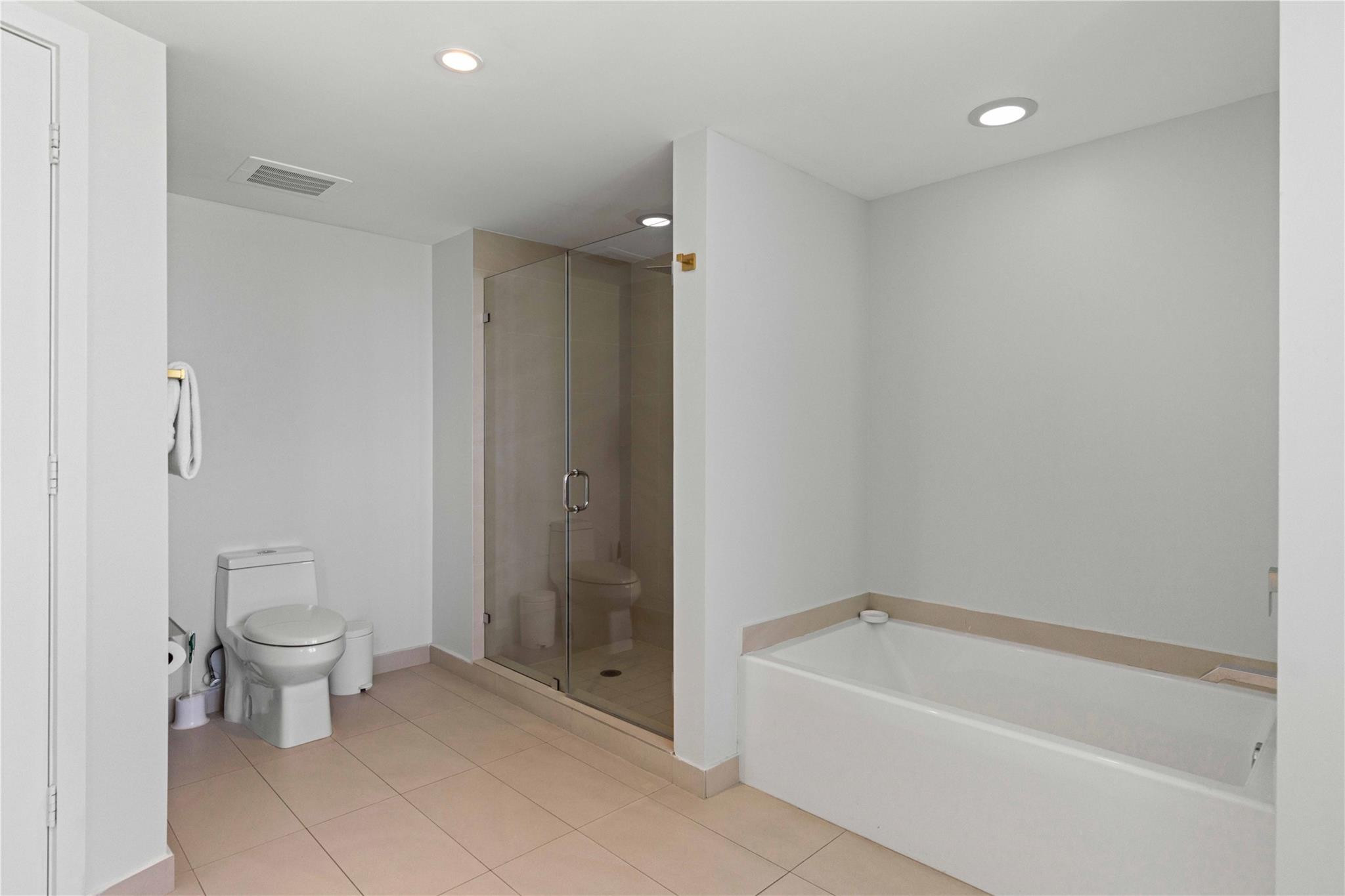 4111 S Ocean #3501,3502, Hollywood FL 33019