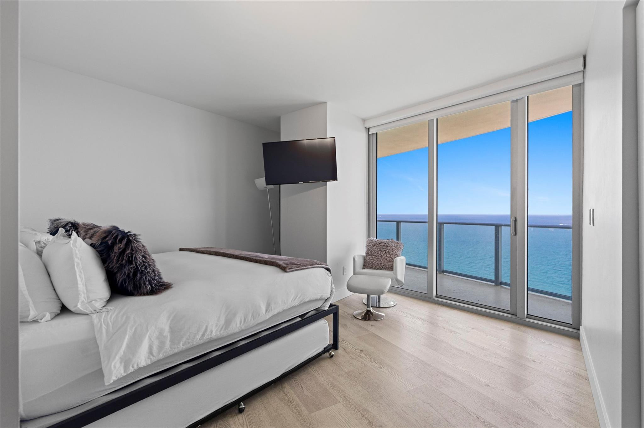 4111 S Ocean #3501,3502, Hollywood FL 33019