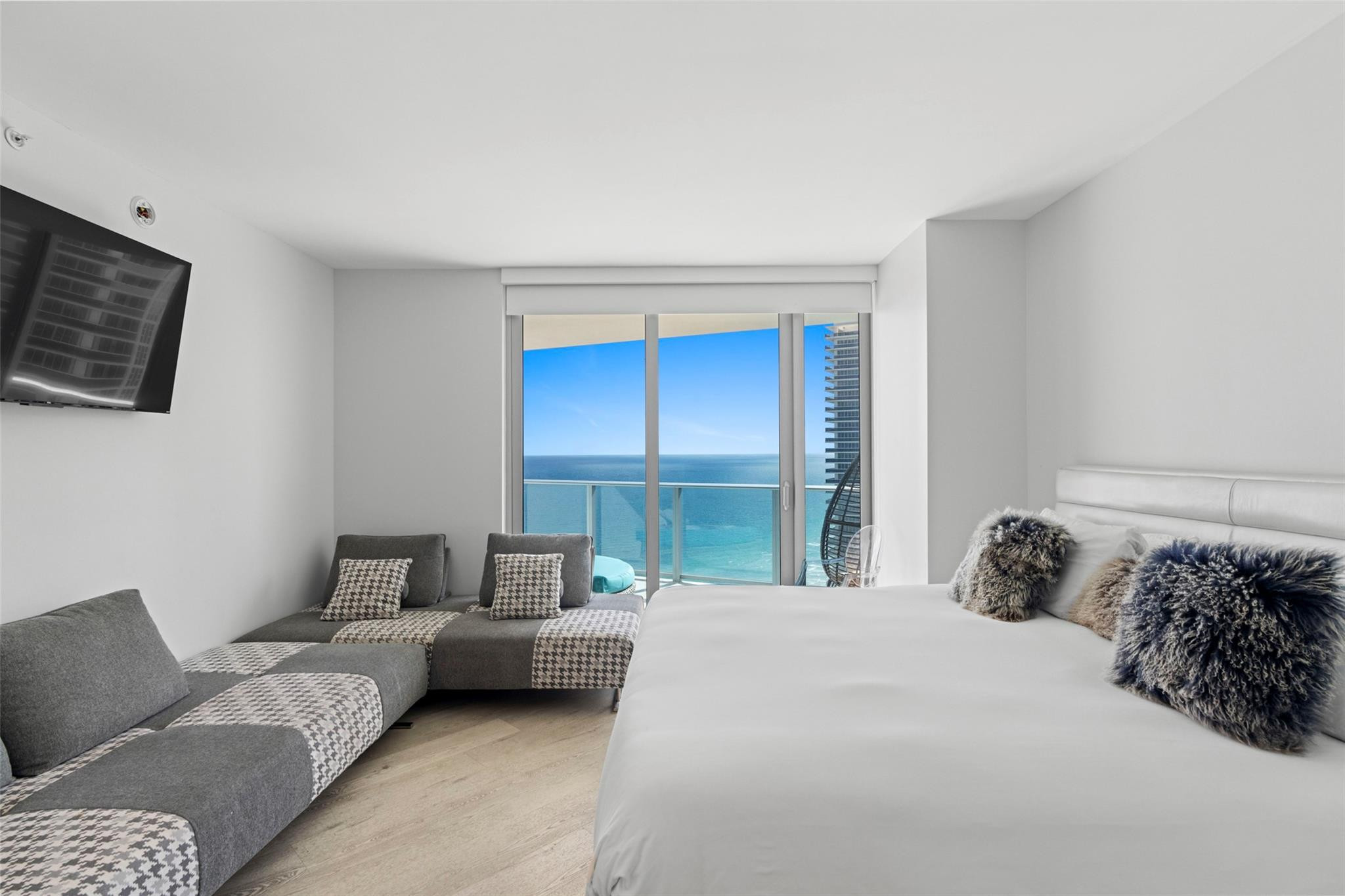 4111 S Ocean #3501,3502, Hollywood FL 33019