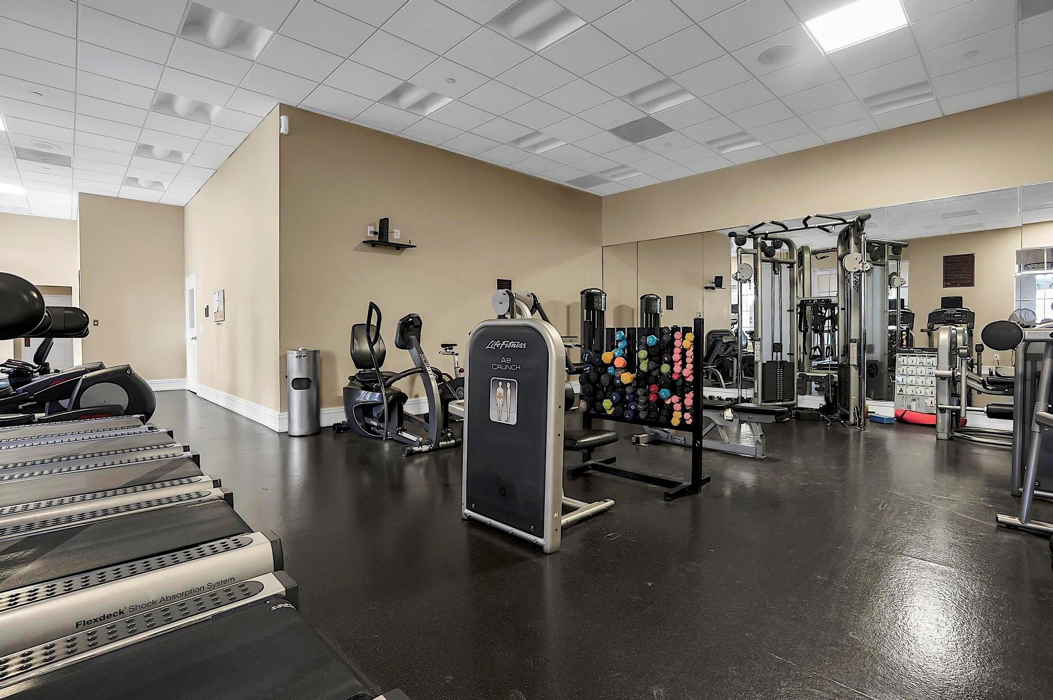 16102 Emerald Estates #108, Weston FL 33331