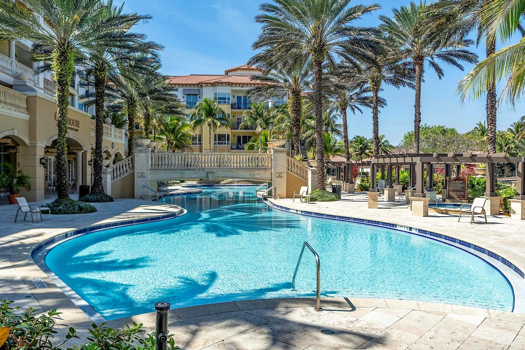 16102 Emerald Estates #108, Weston FL 33331