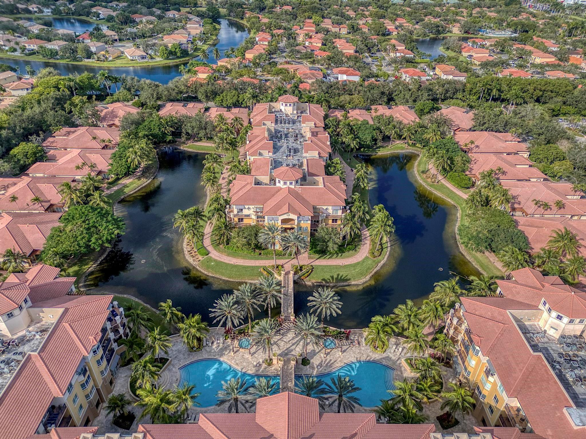 16102 Emerald Estates #108, Weston FL 33331