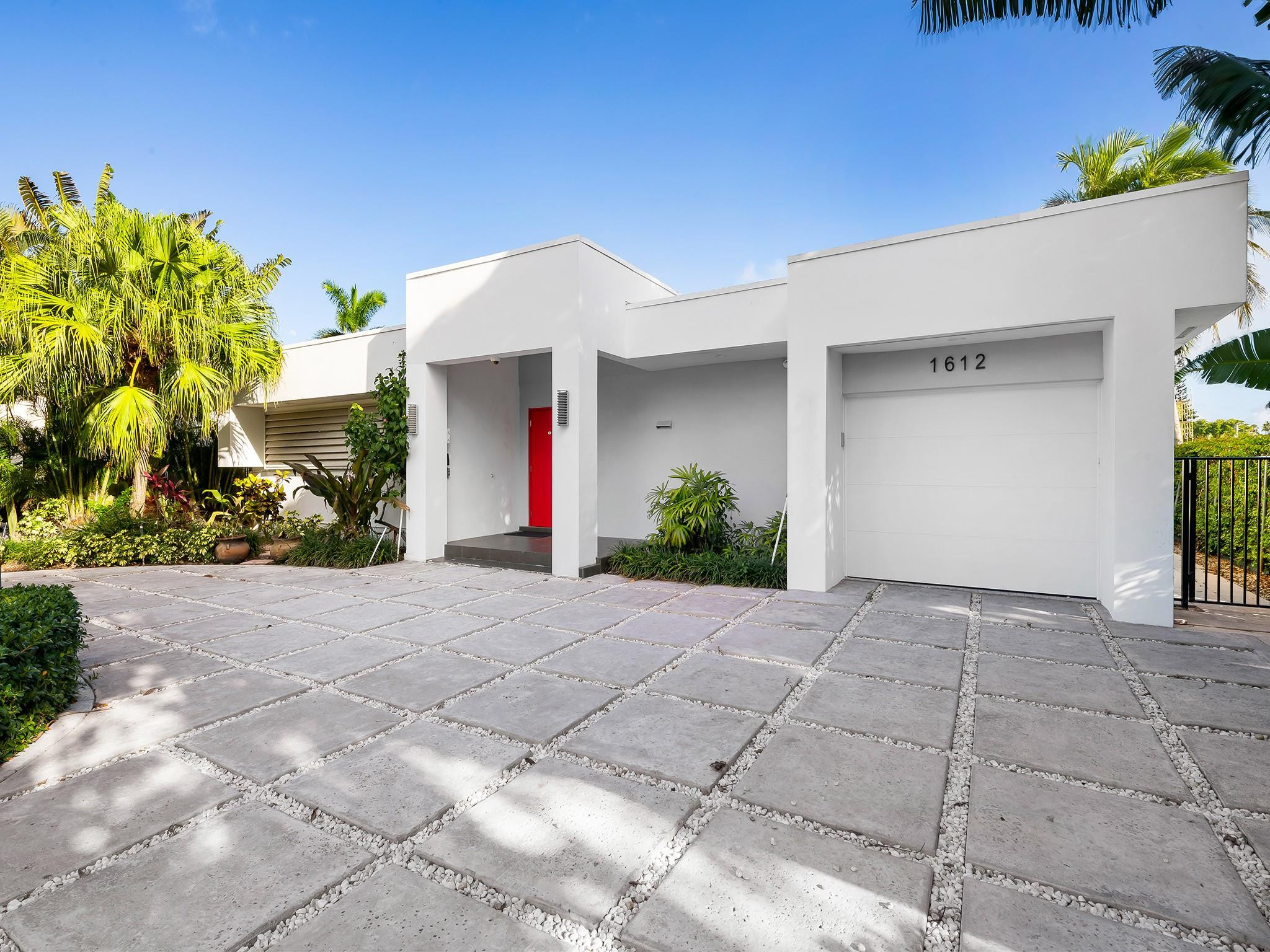 1612 SE 13, Fort Lauderdale FL 33316