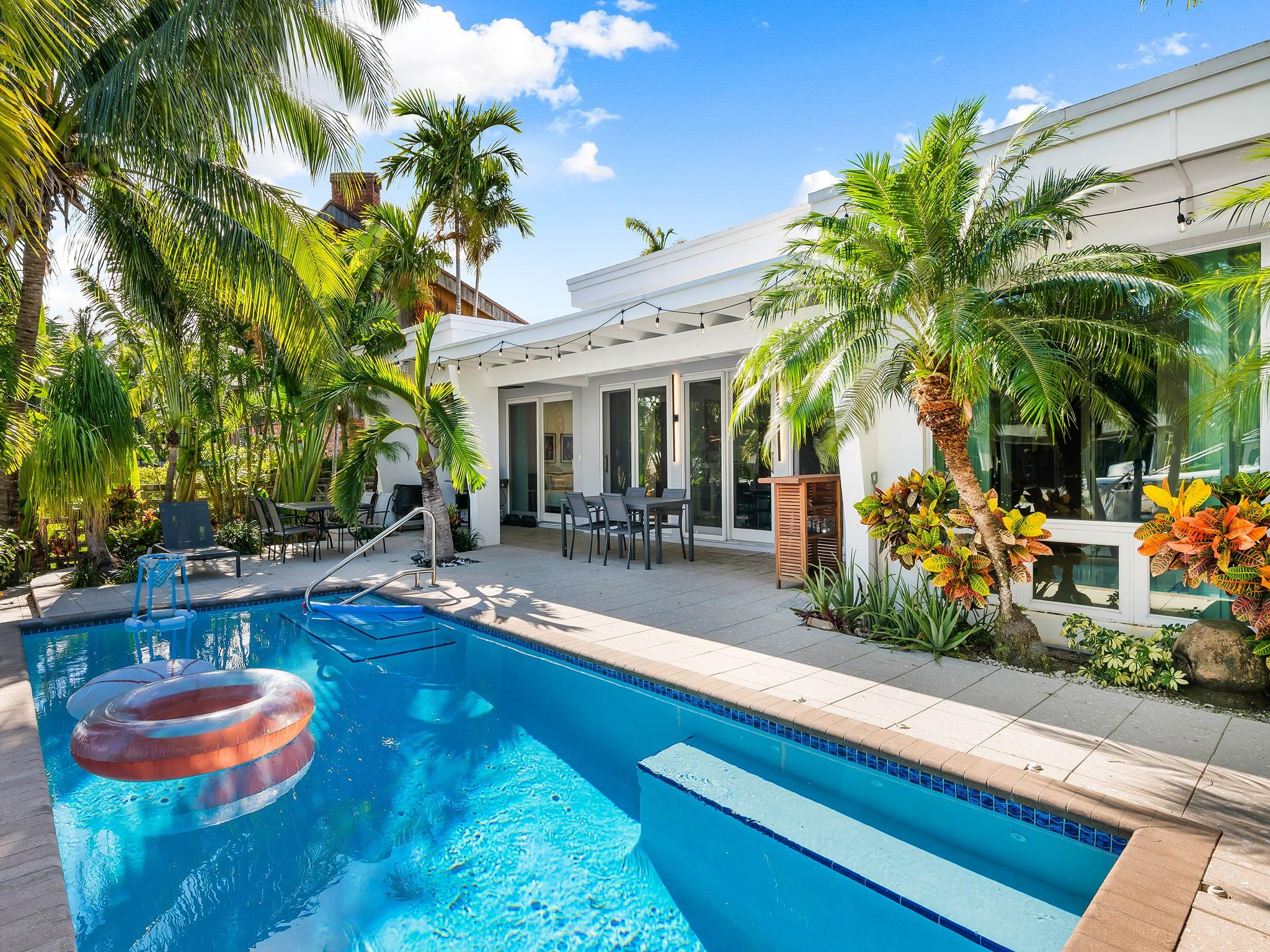 1612 SE 13, Fort Lauderdale FL 33316