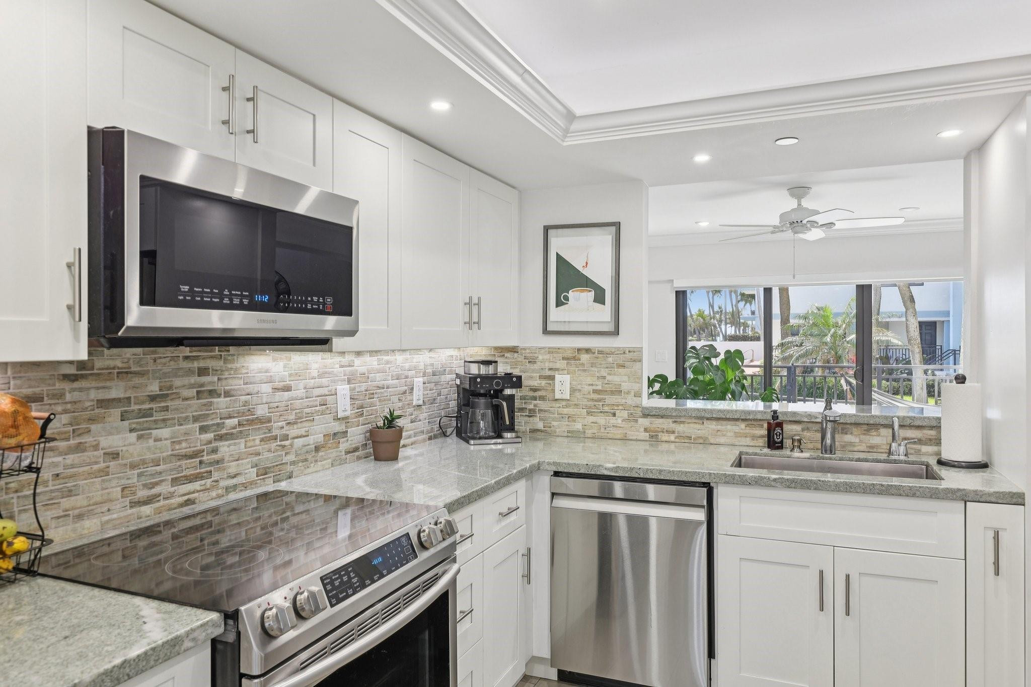 665 SE 21st #107, Deerfield Beach FL 33441