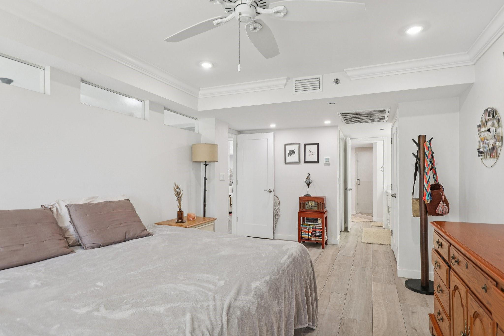 665 SE 21st #107, Deerfield Beach FL 33441