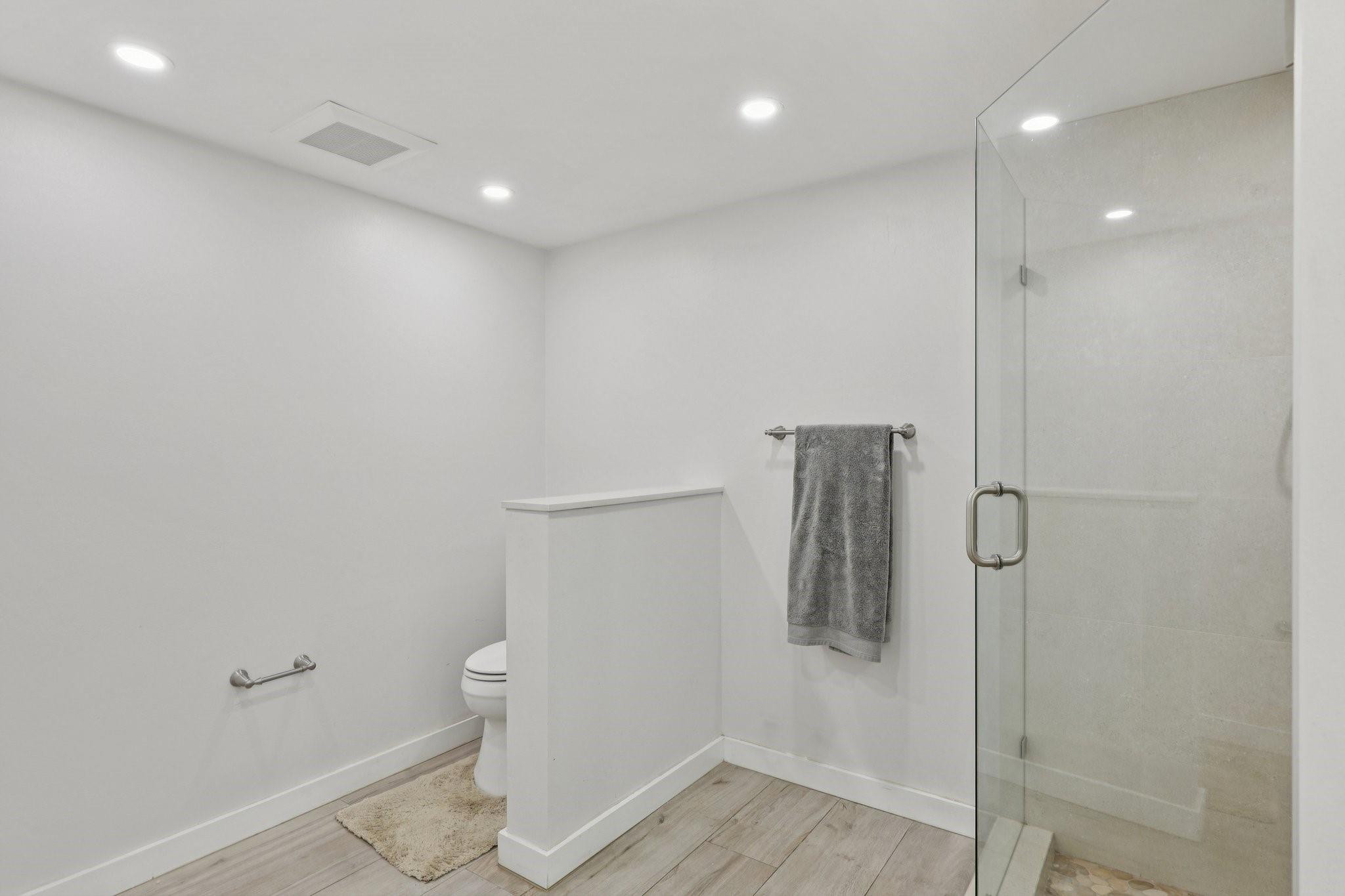 665 SE 21st #107, Deerfield Beach FL 33441