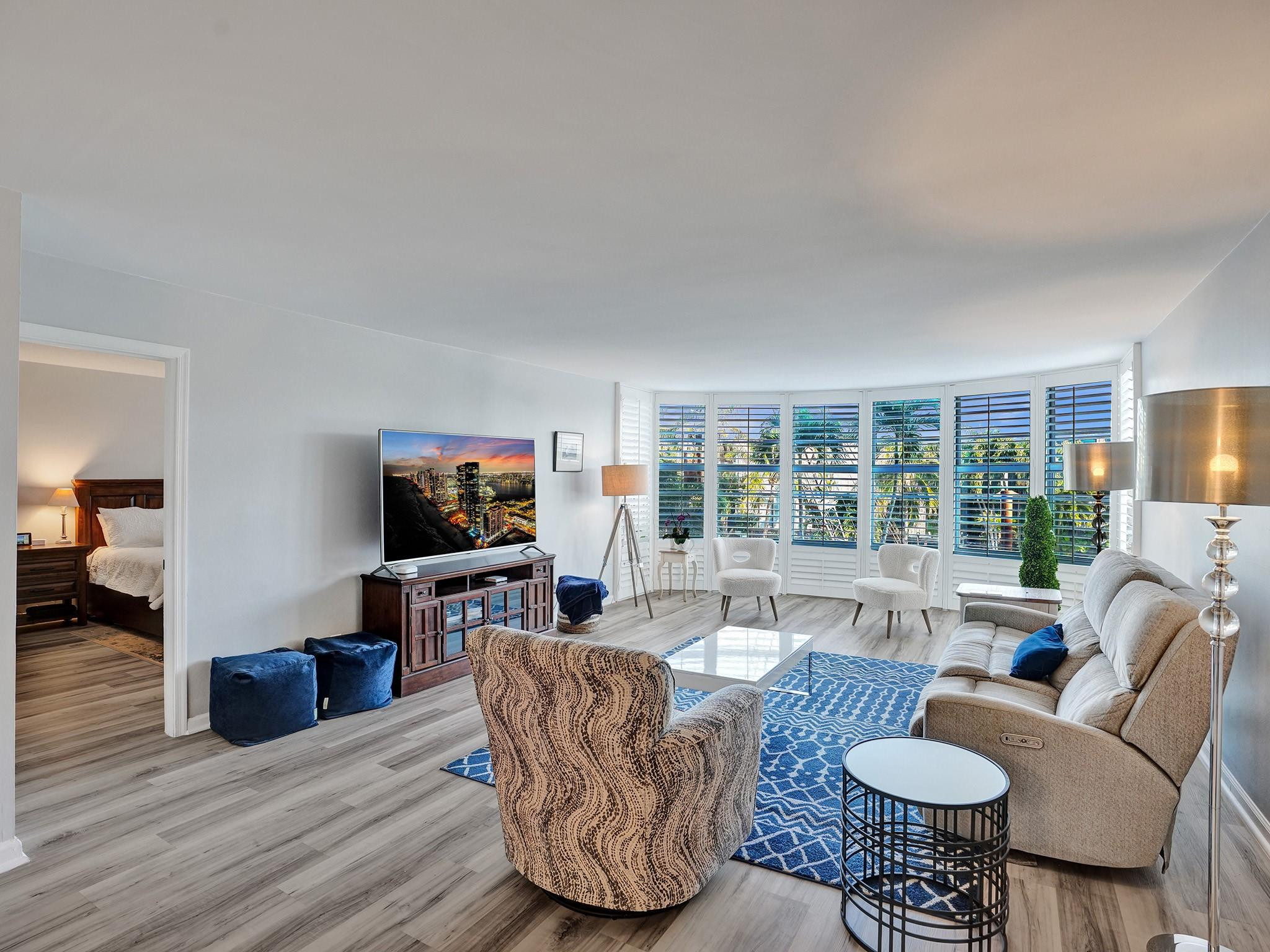 3051 NE 48th #205, Fort Lauderdale FL 33308