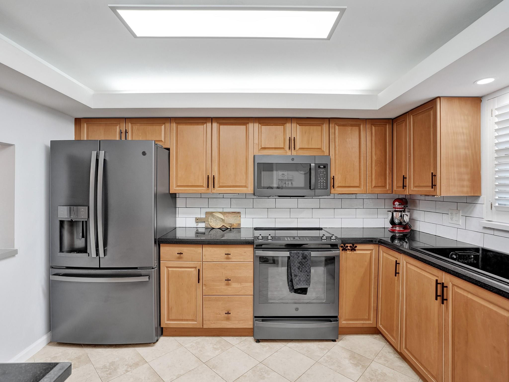 3051 NE 48th #205, Fort Lauderdale FL 33308
