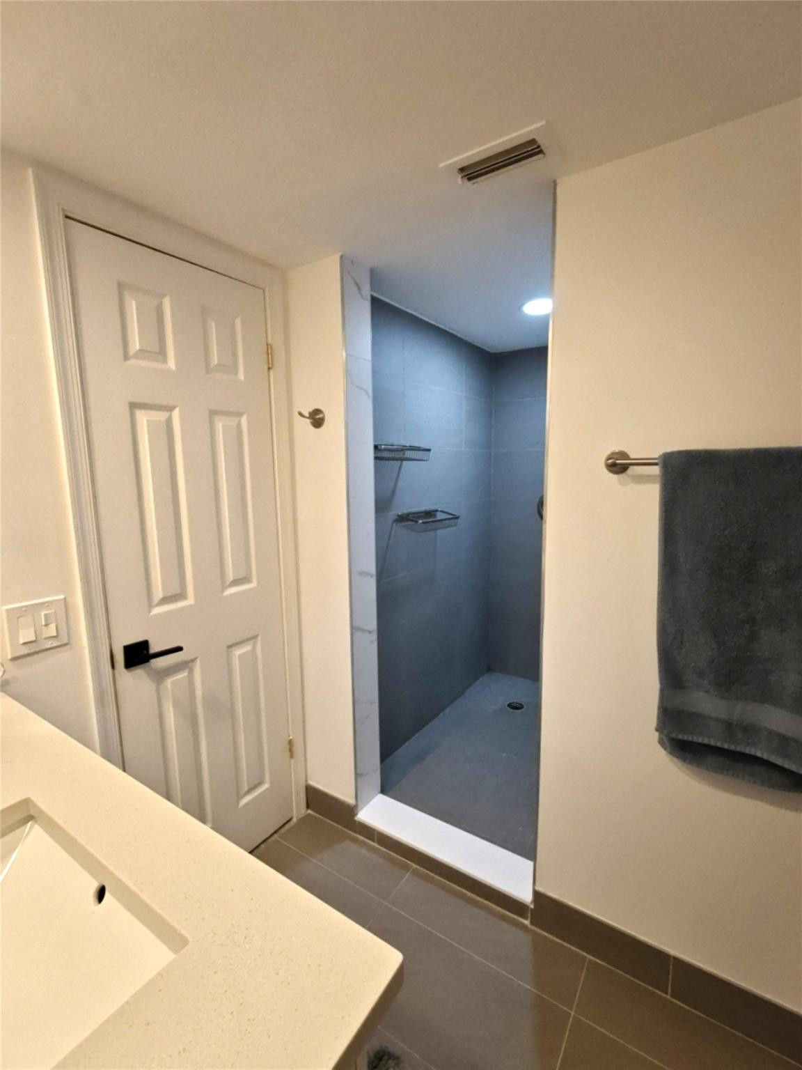 3051 NE 48th #205, Fort Lauderdale FL 33308