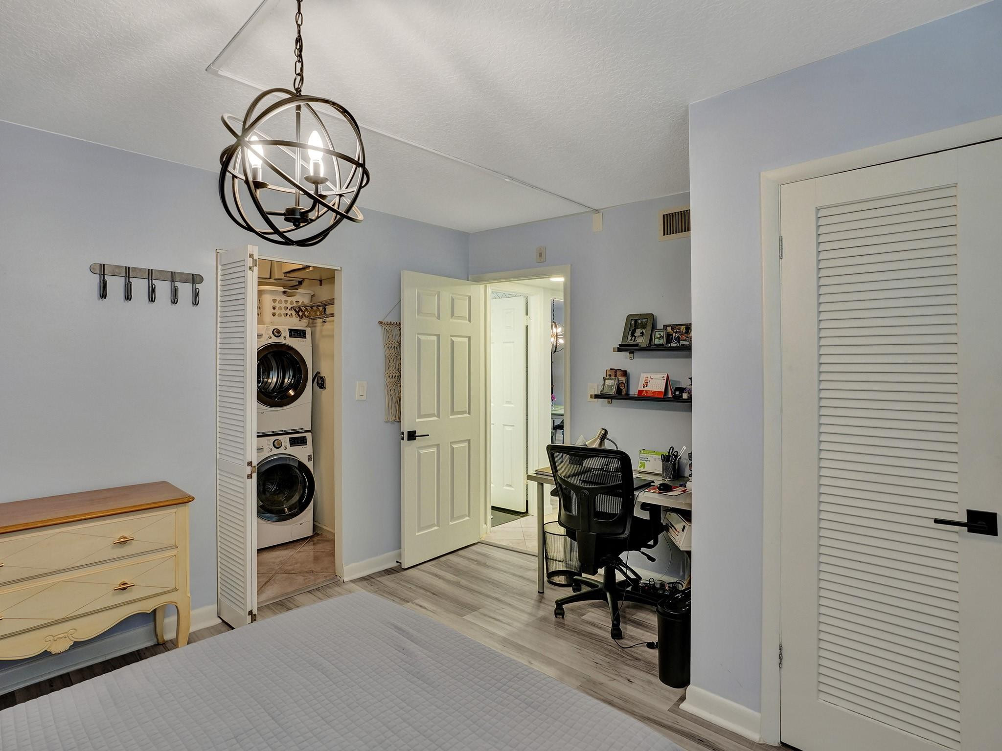 3051 NE 48th #205, Fort Lauderdale FL 33308