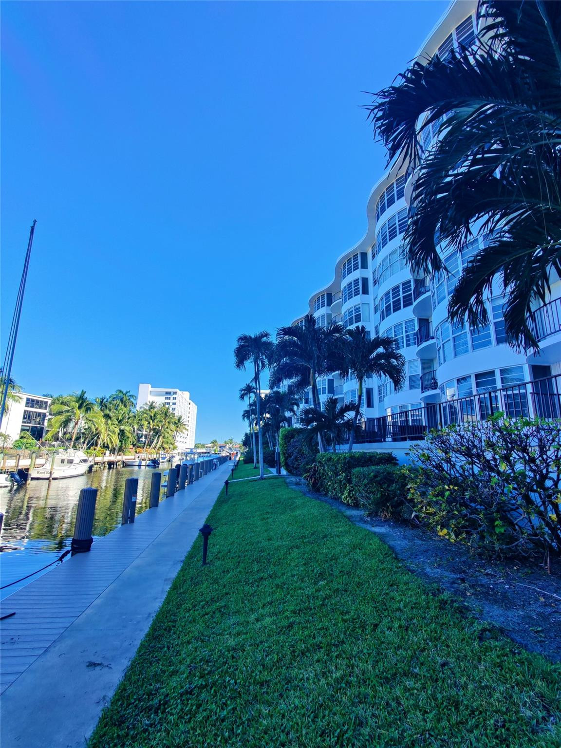 3051 NE 48th #205, Fort Lauderdale FL 33308