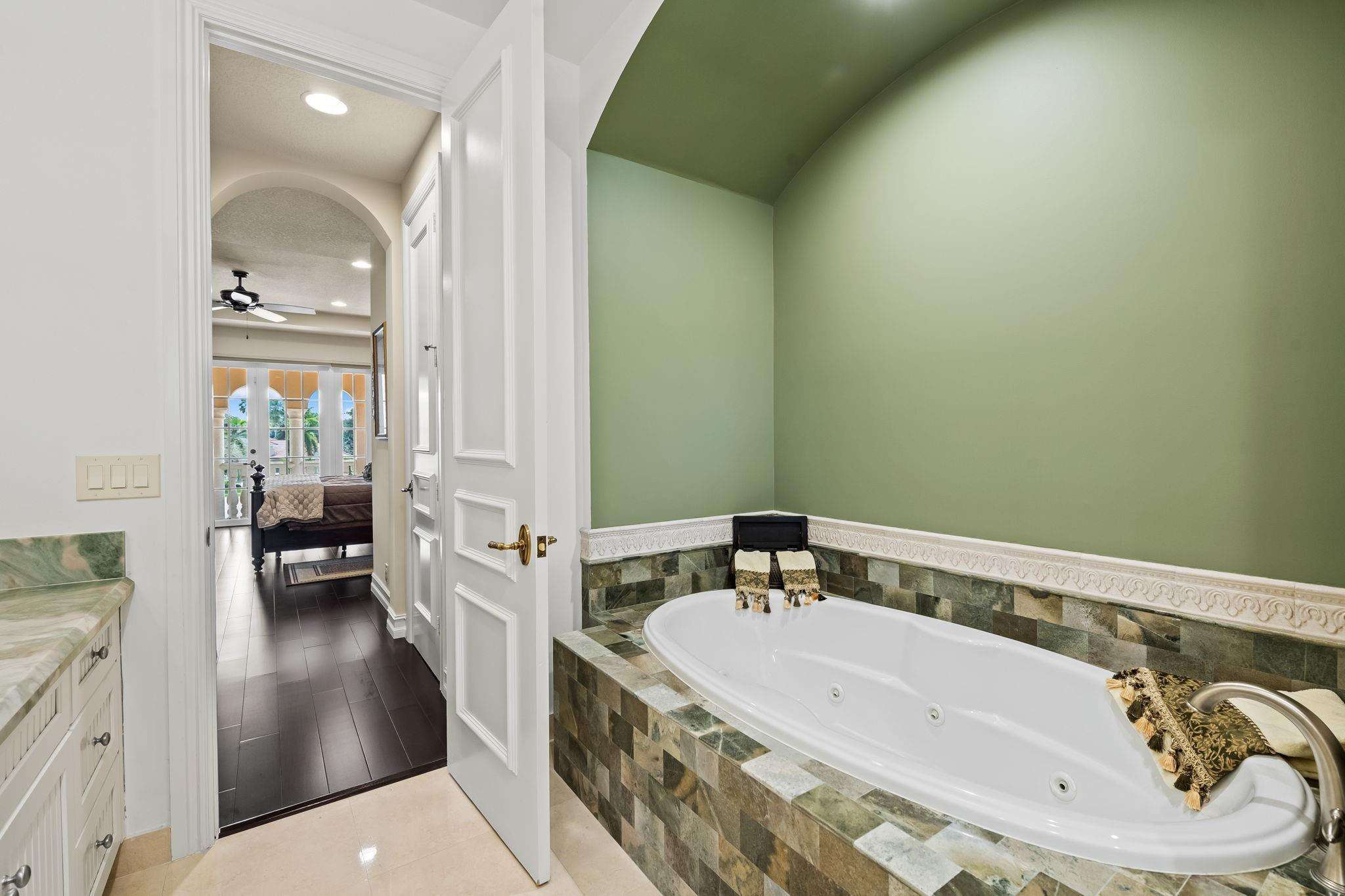12741 Kapok, Davie FL 33330