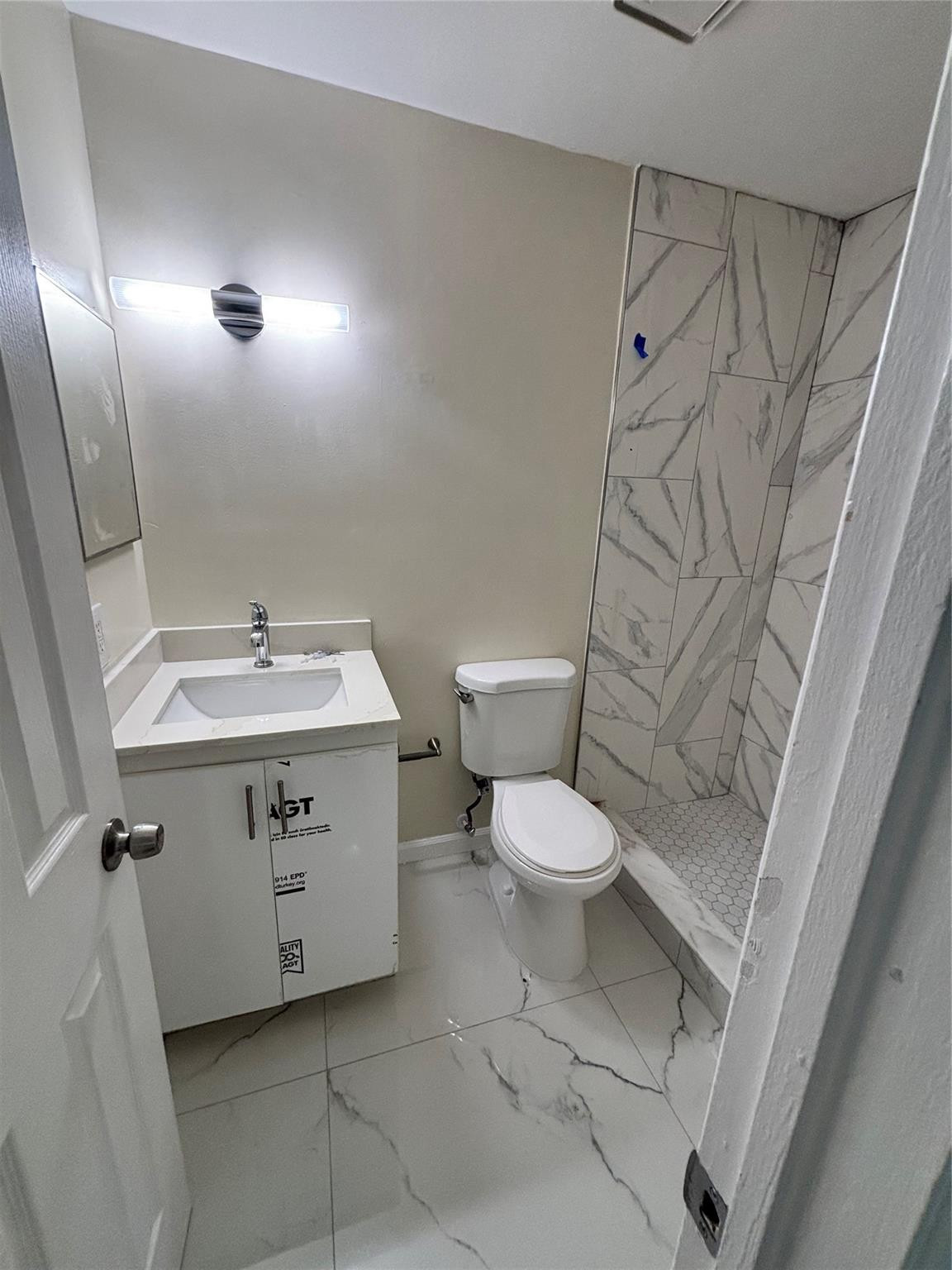 224 San Remo #224, North Lauderdale FL 33068