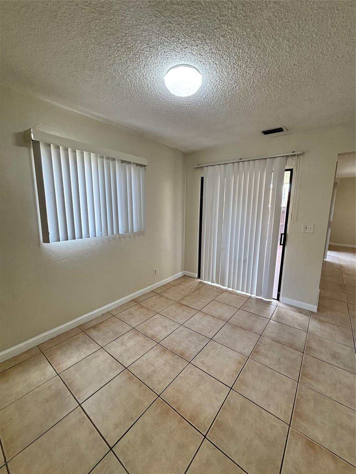 224 San Remo #224, North Lauderdale FL 33068