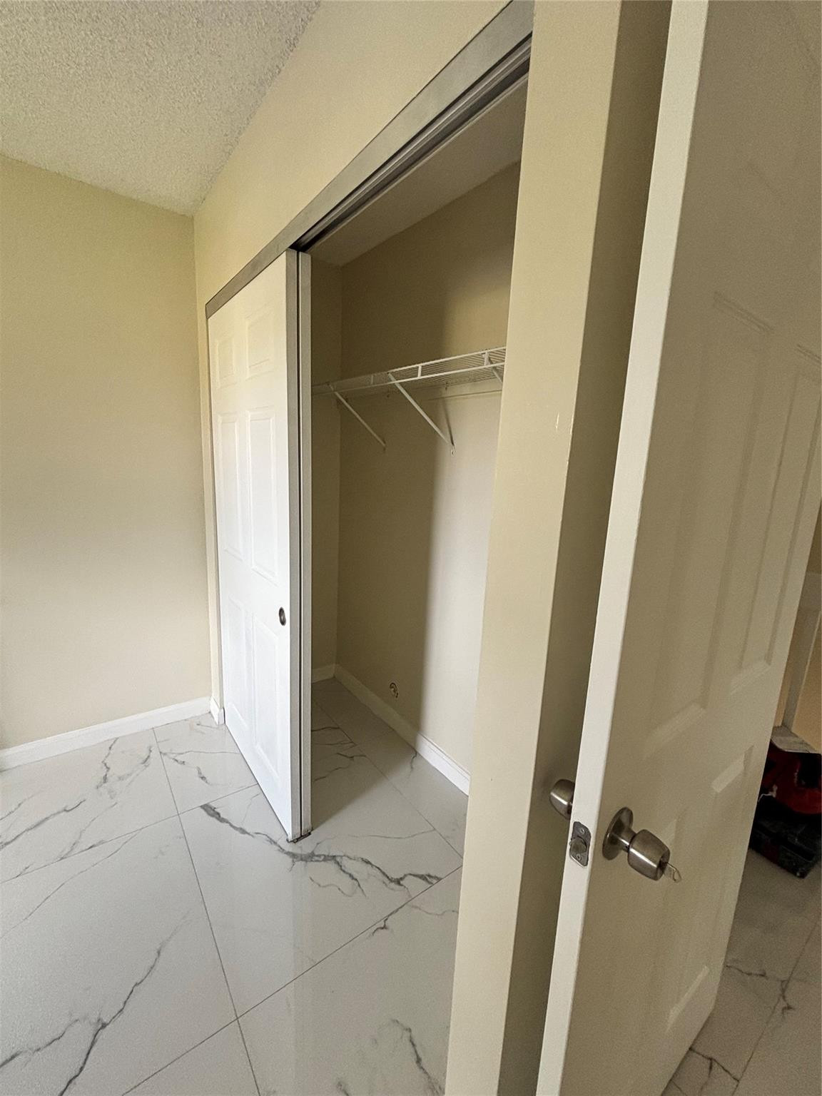 224 San Remo #224, North Lauderdale FL 33068