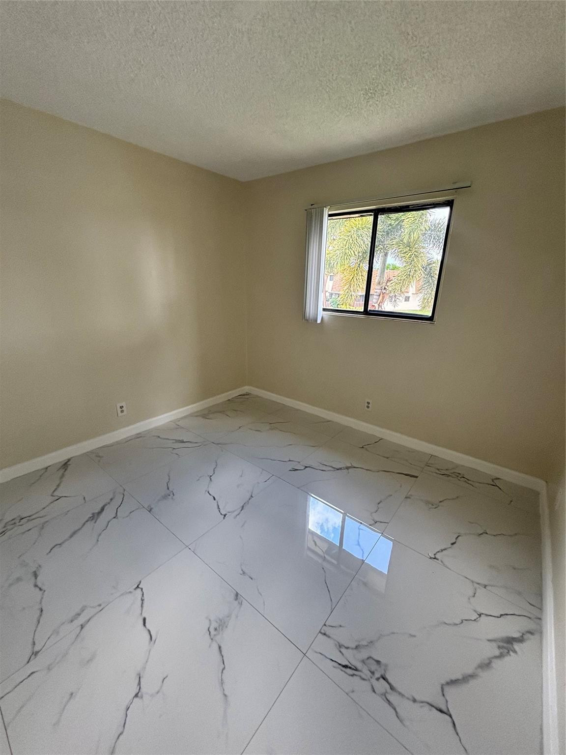 224 San Remo #224, North Lauderdale FL 33068