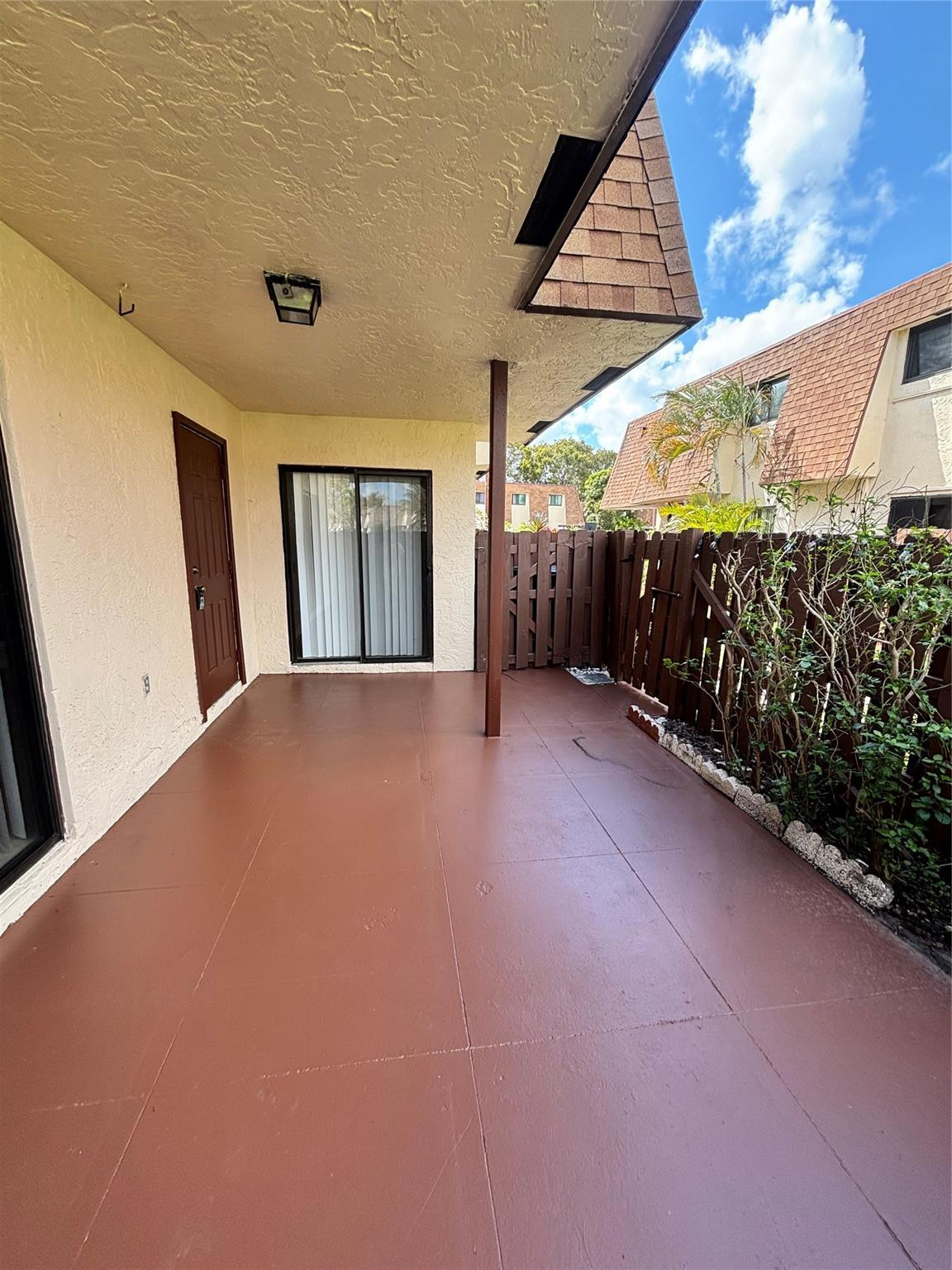 224 San Remo #224, North Lauderdale FL 33068