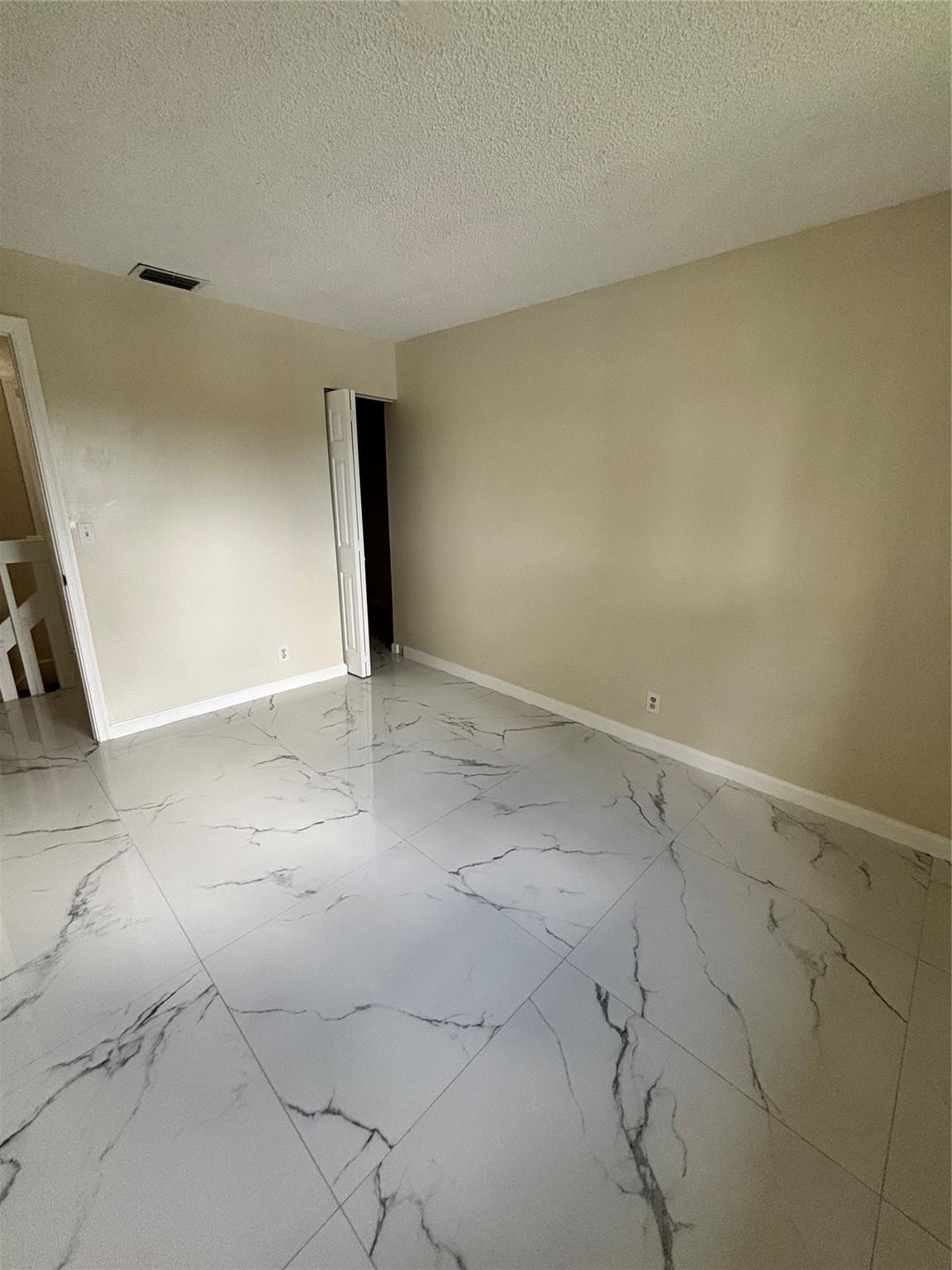 224 San Remo #224, North Lauderdale FL 33068
