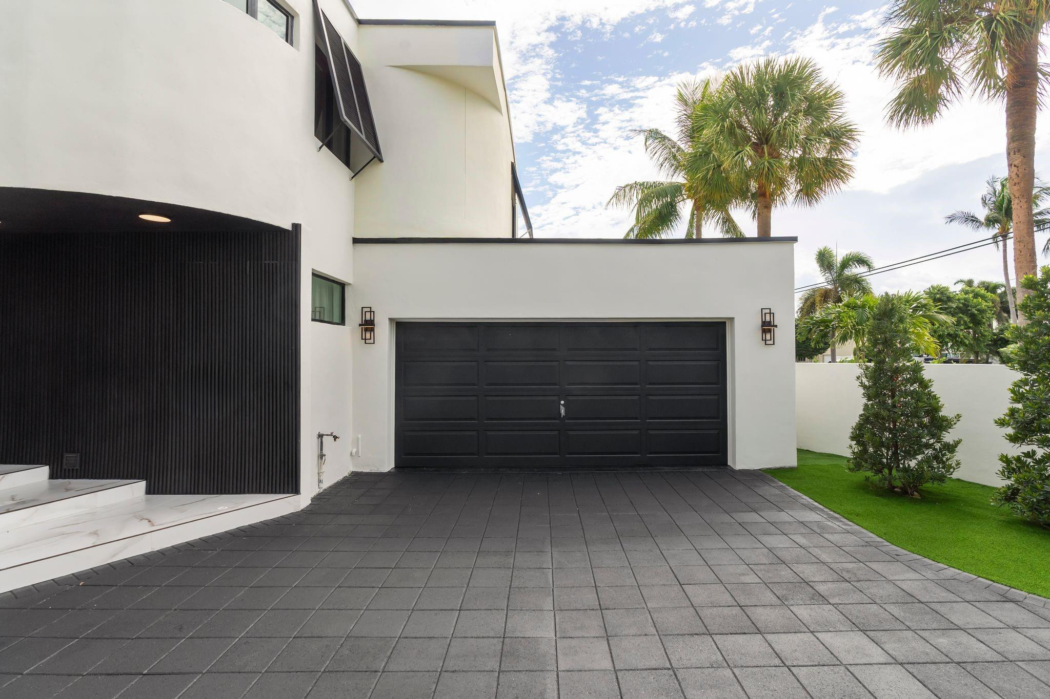 2651 NE 22nd, Pompano Beach FL 33062